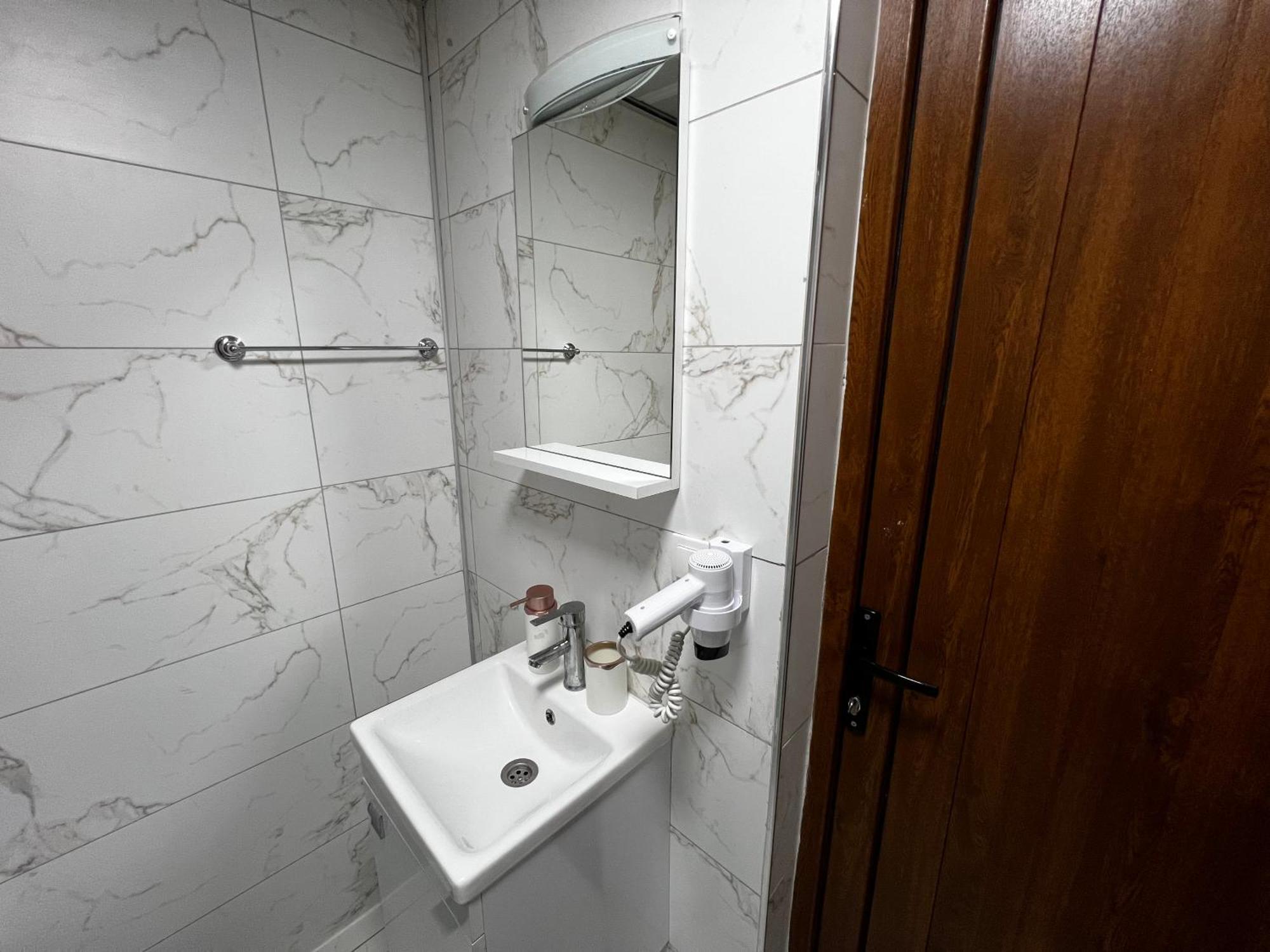 Hotel Ada