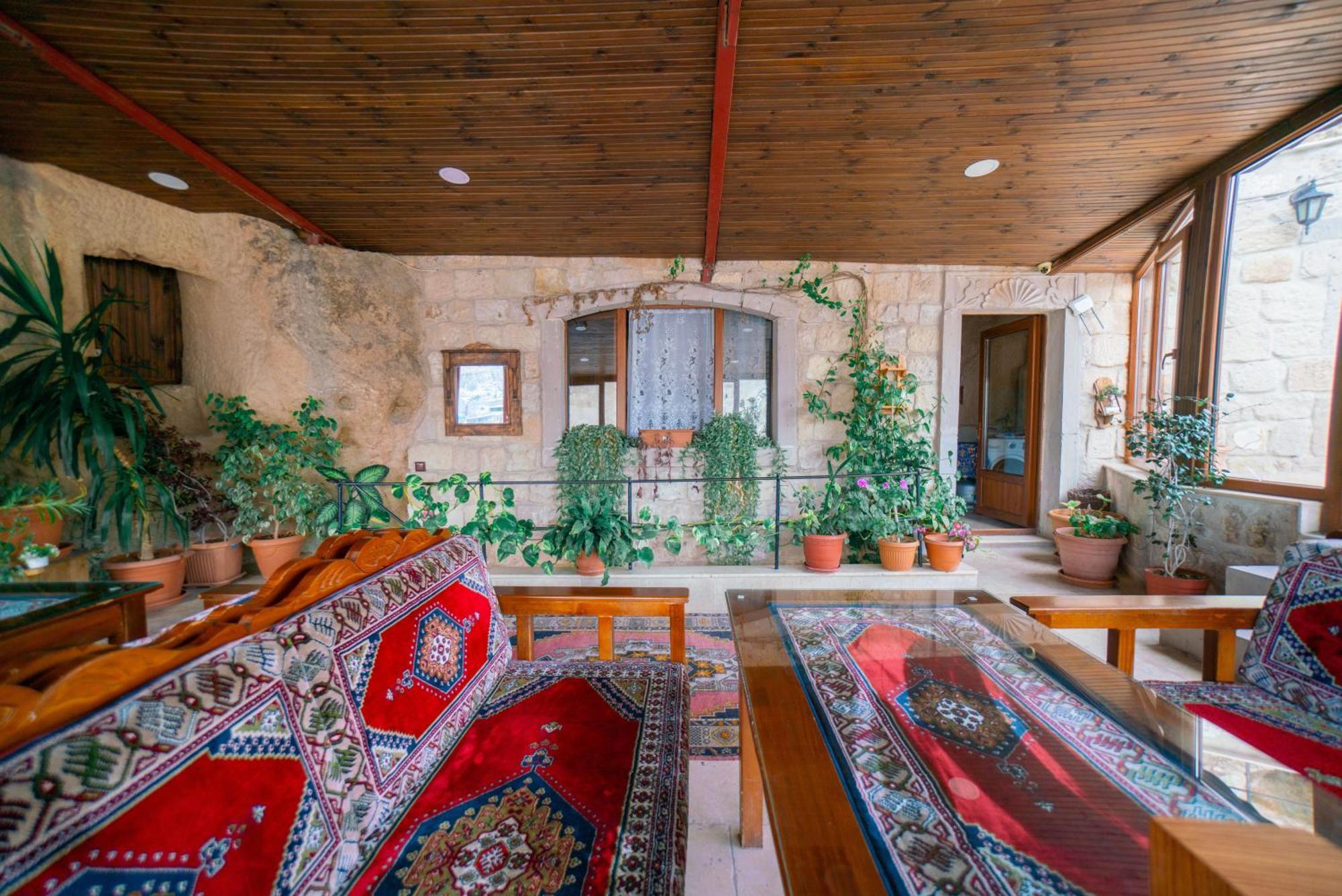 Bed & Breakfast Zeus Cave 3*