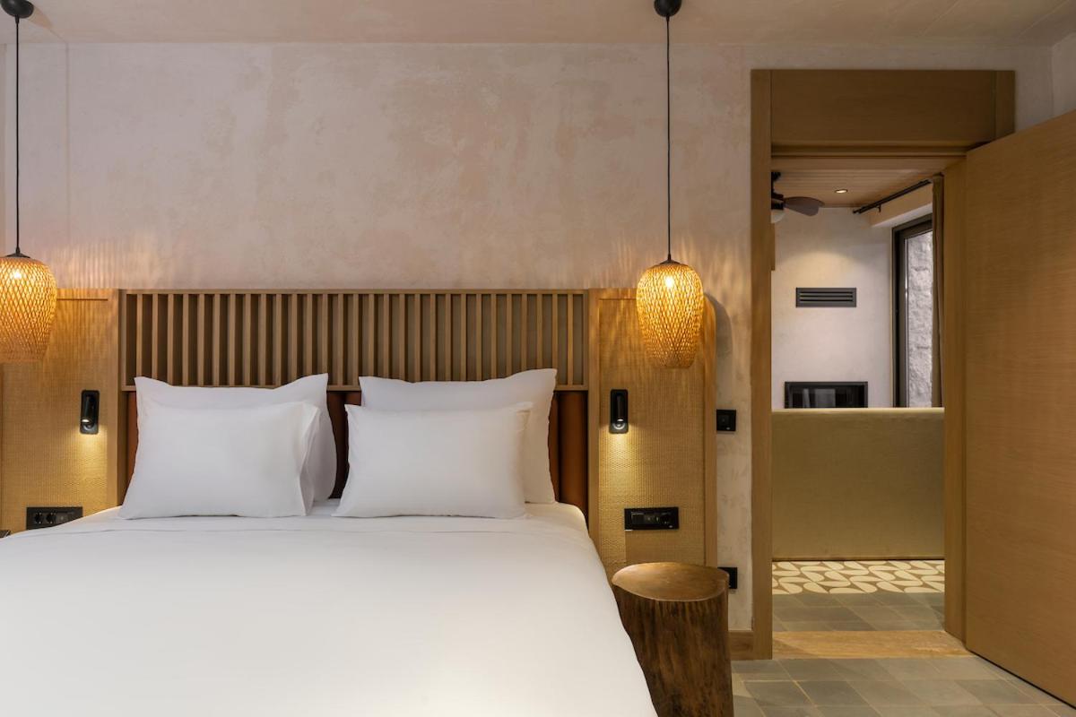 Radisson Blu Hotel, Hotel