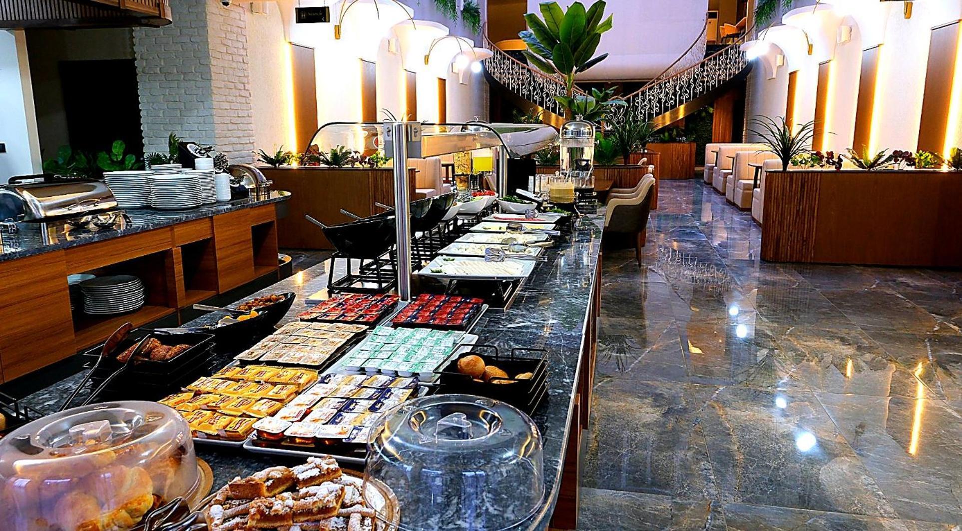 Hotel Pereira *