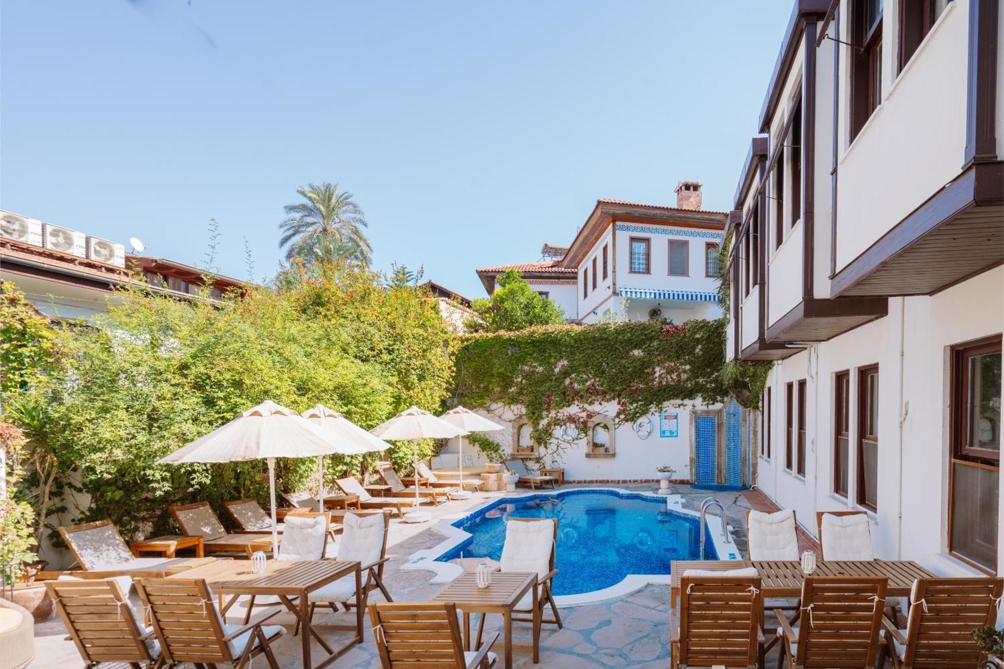 Hotel Aspen Kaleici 4*
