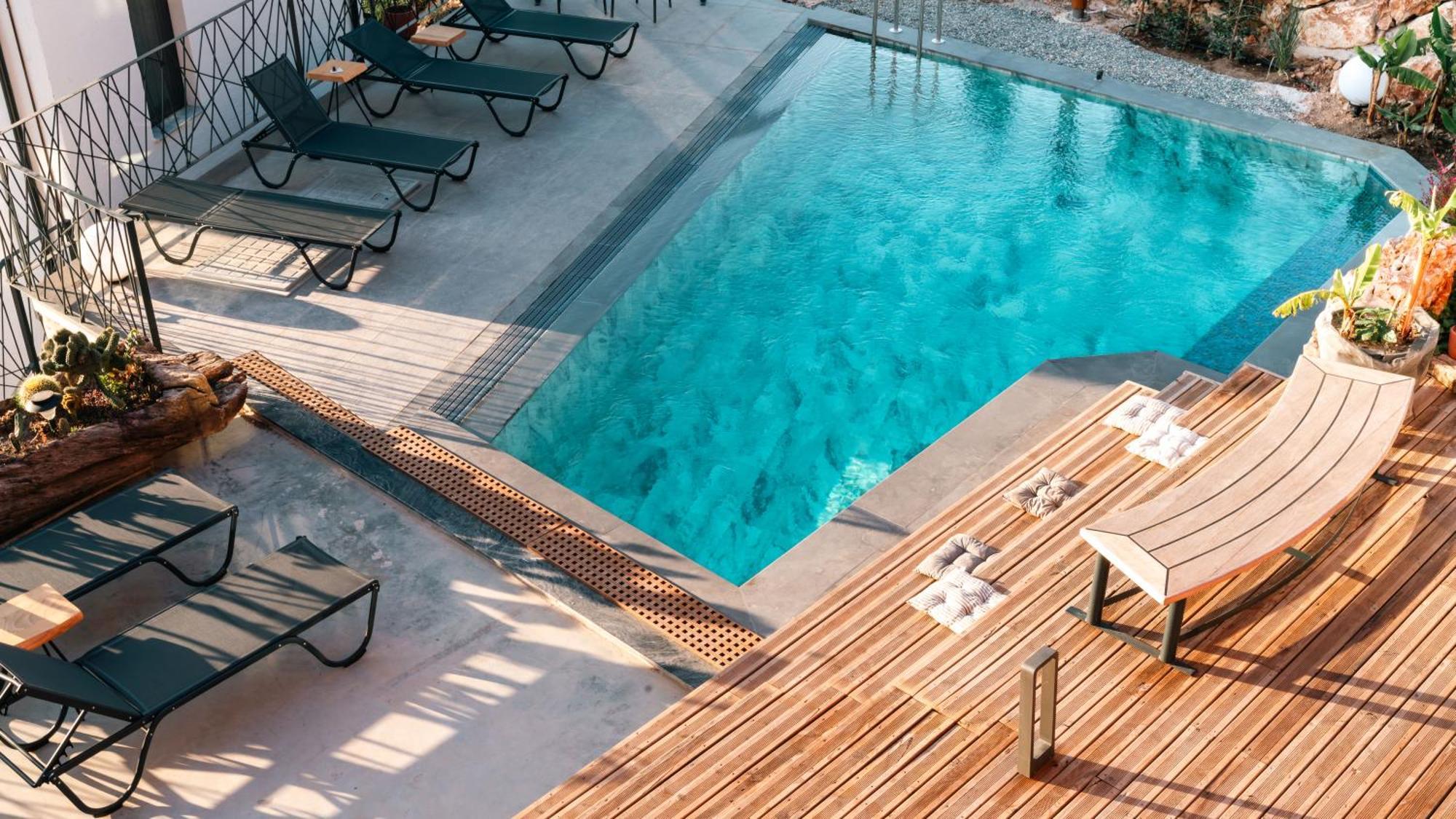 Aparthotel Kikonia Art &