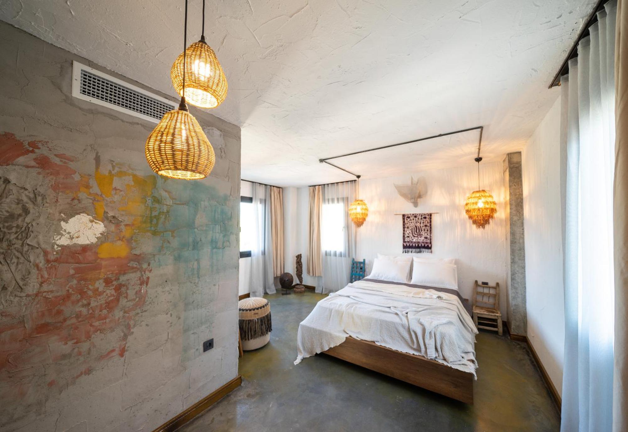 Kikonia Art & Aparthotel