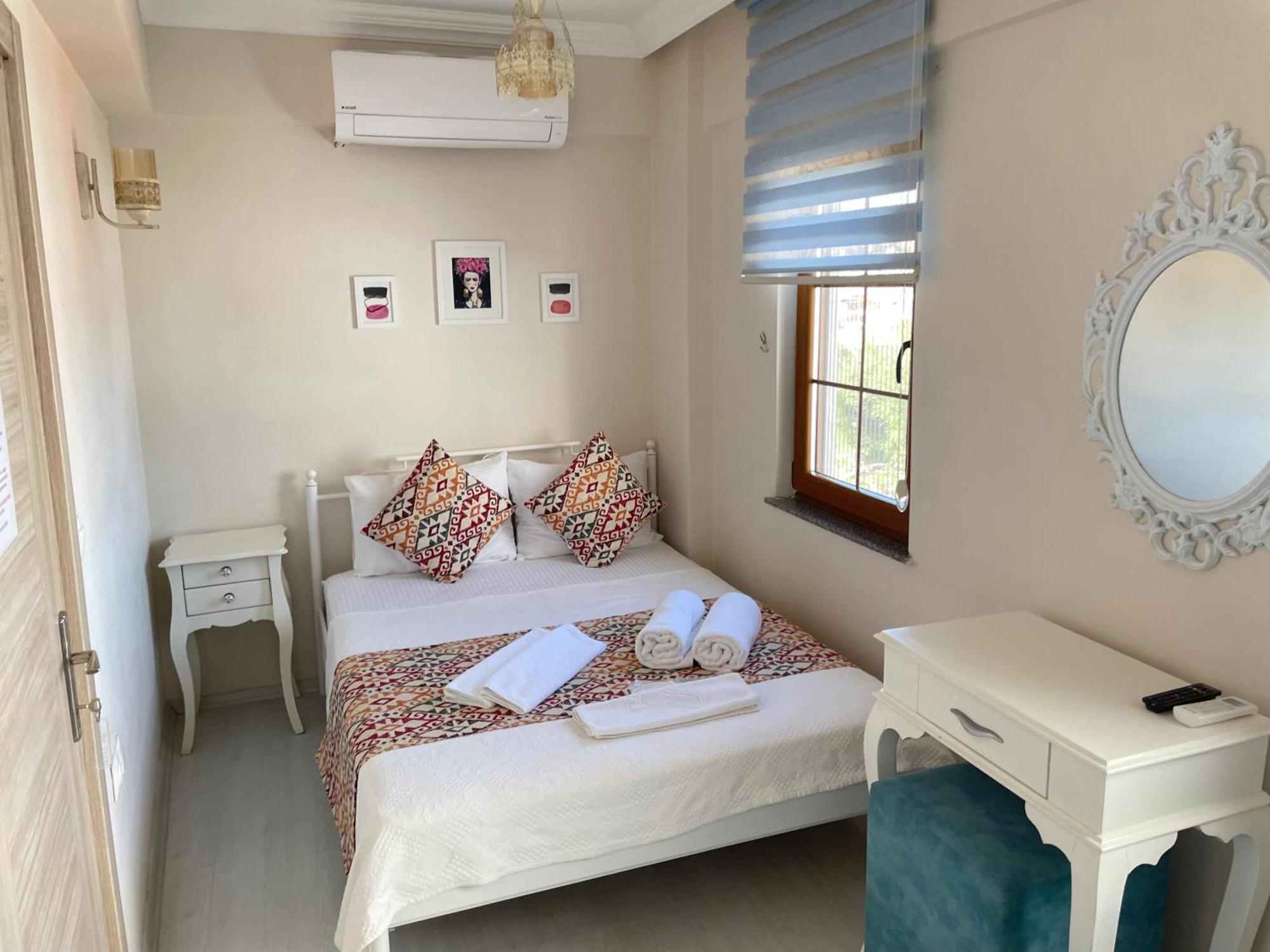 Ada Olympos Hotel *
