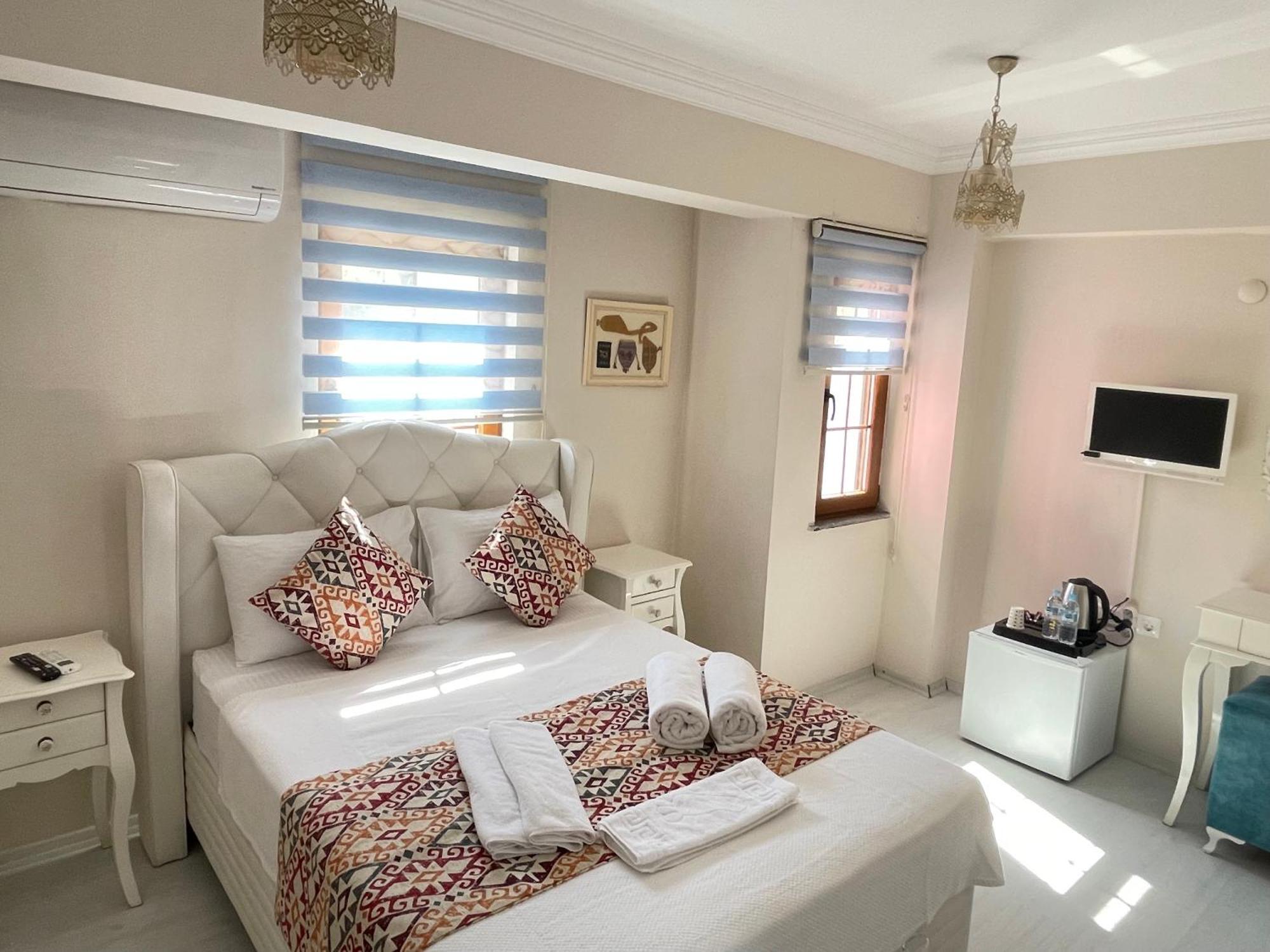 Ada Olympos Hotel *