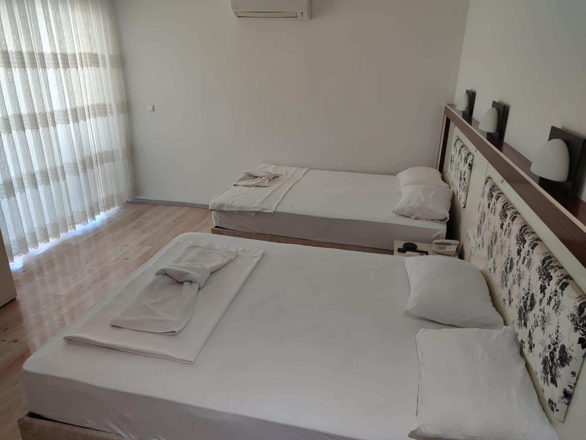 Yagmur Hotel