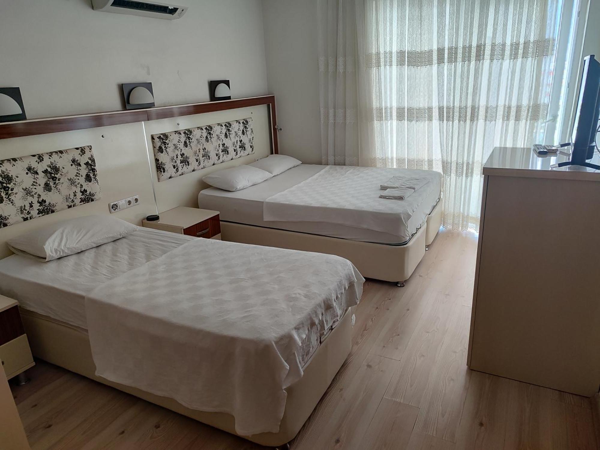 Yagmur Hotel *