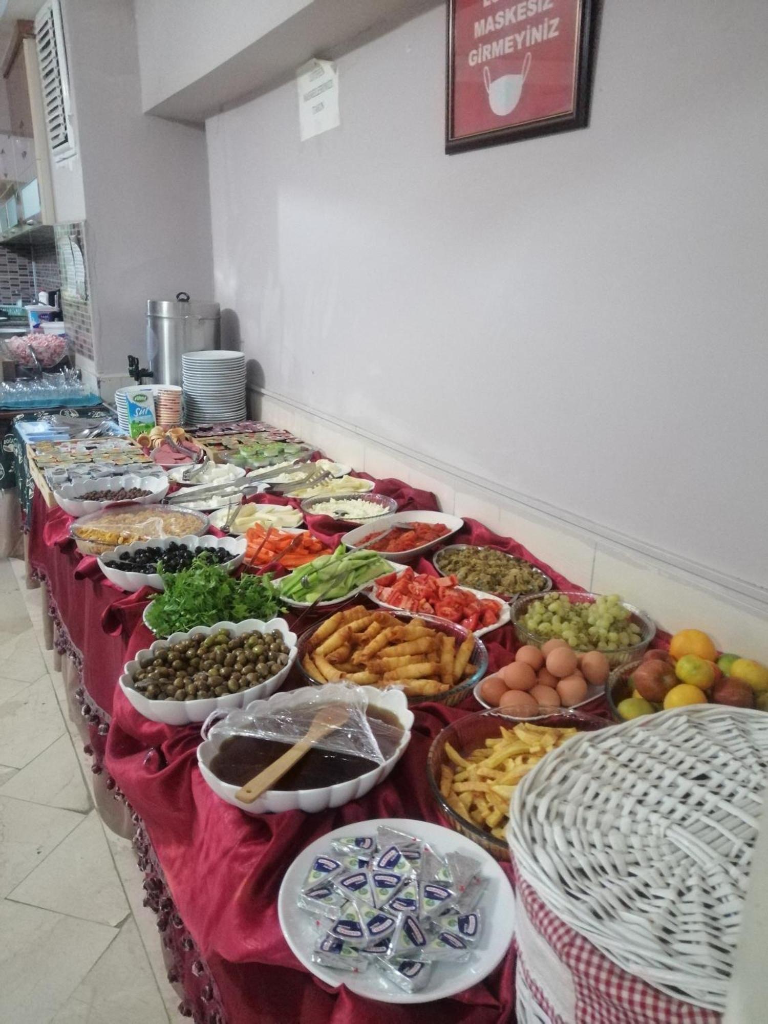 Yagmur Hotel