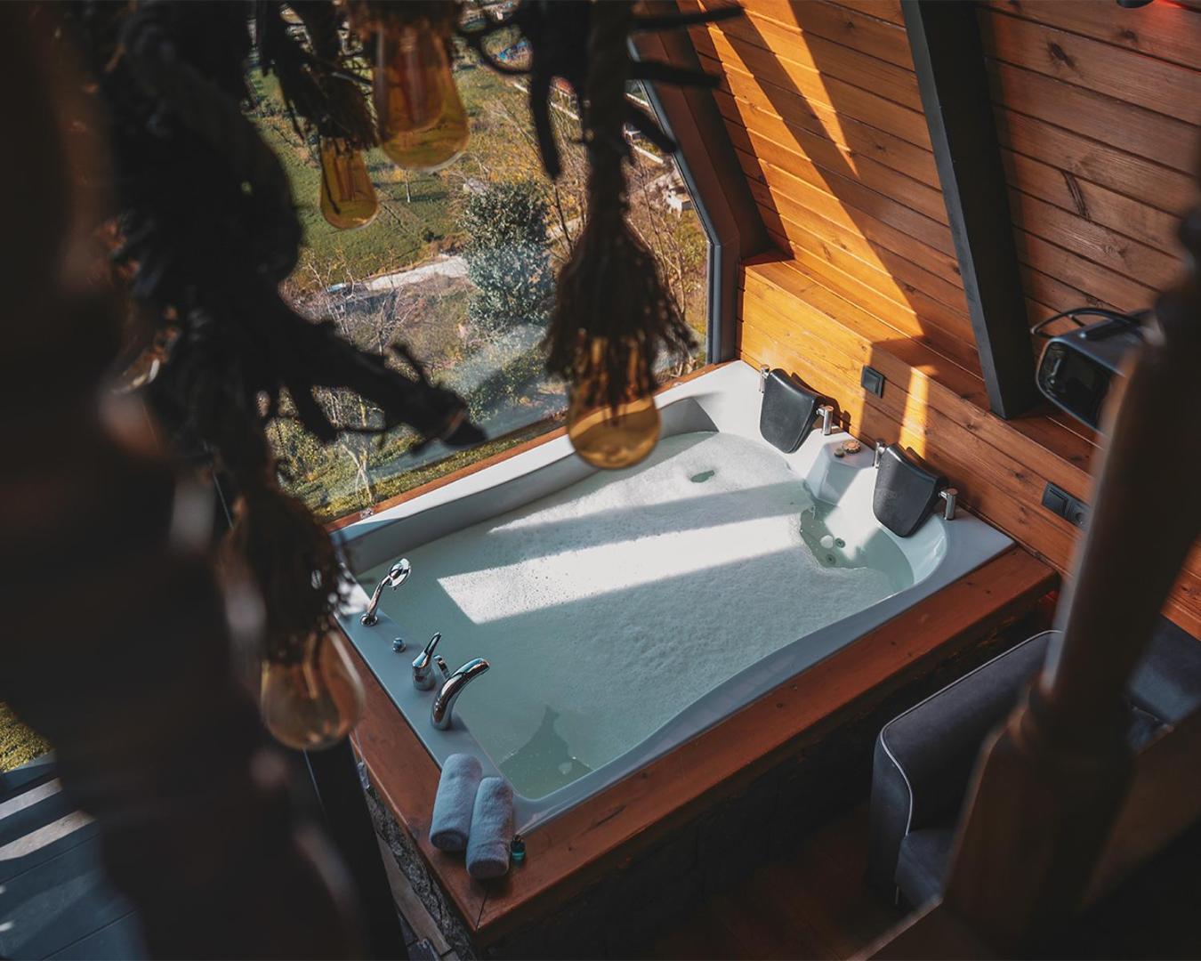 Pavri Lodge