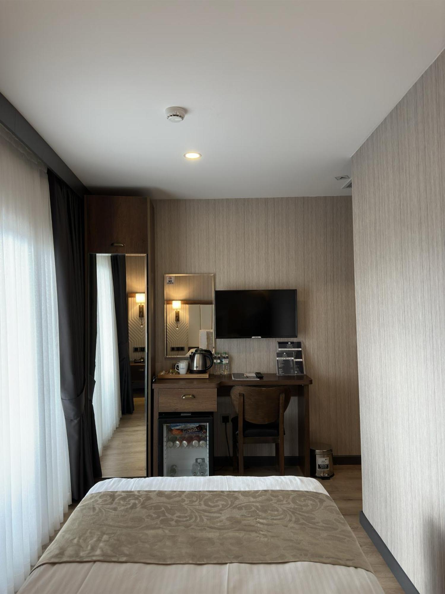 Trademark Collection By Wyndham Operla Airport 4*