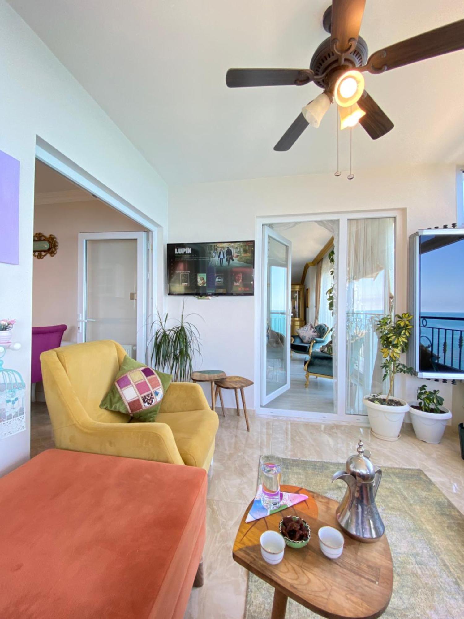 My White House Apartment