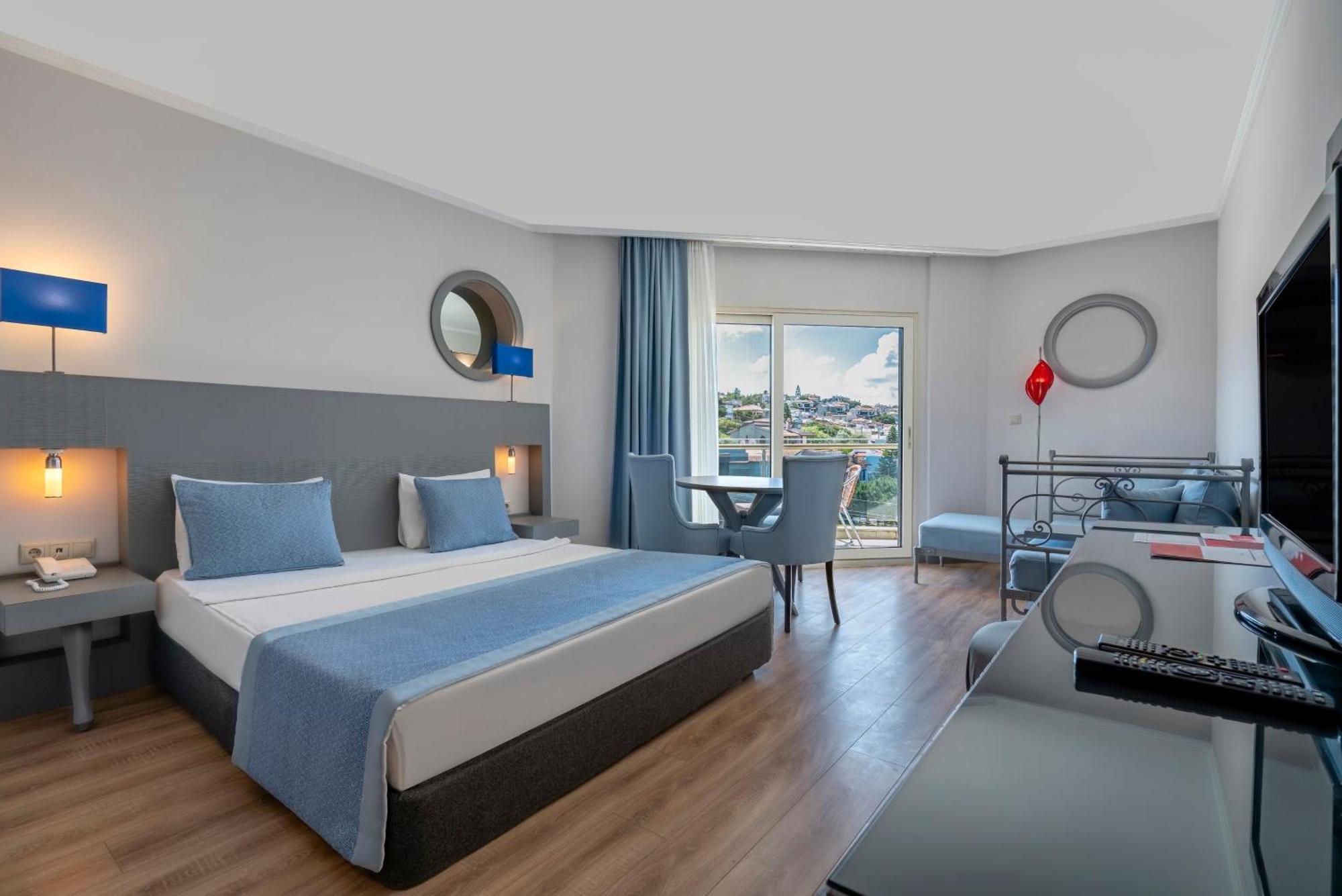 Sisus Marina Hotel Cesme