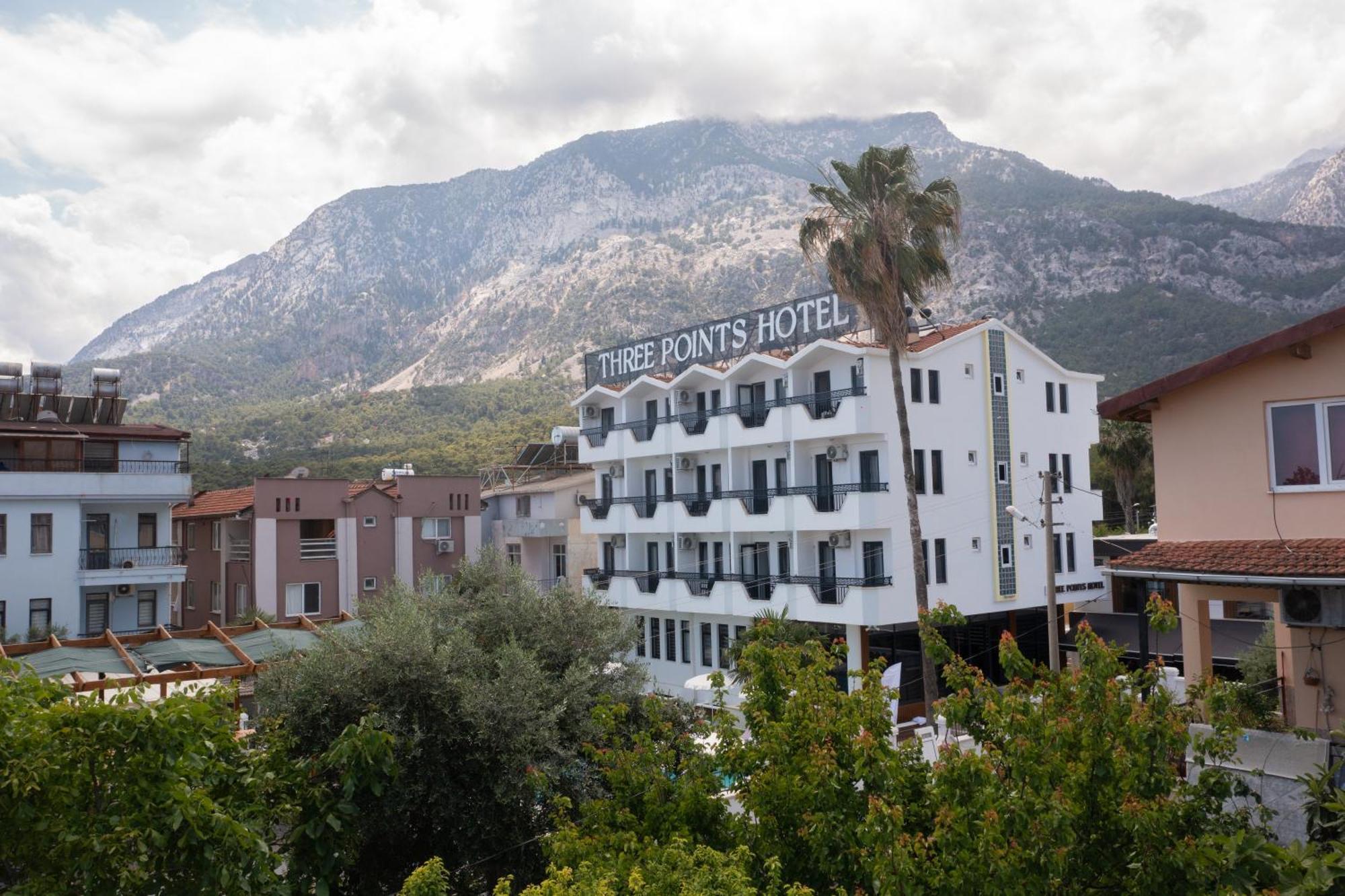 Three Points Hotel *