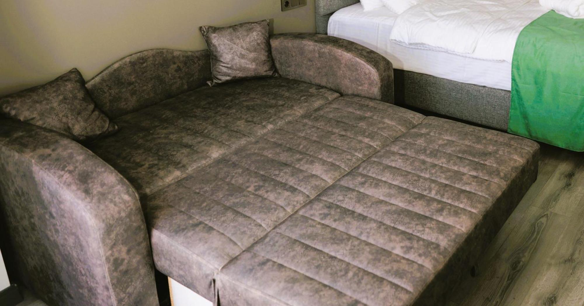 Aybek Ratio Hotel *