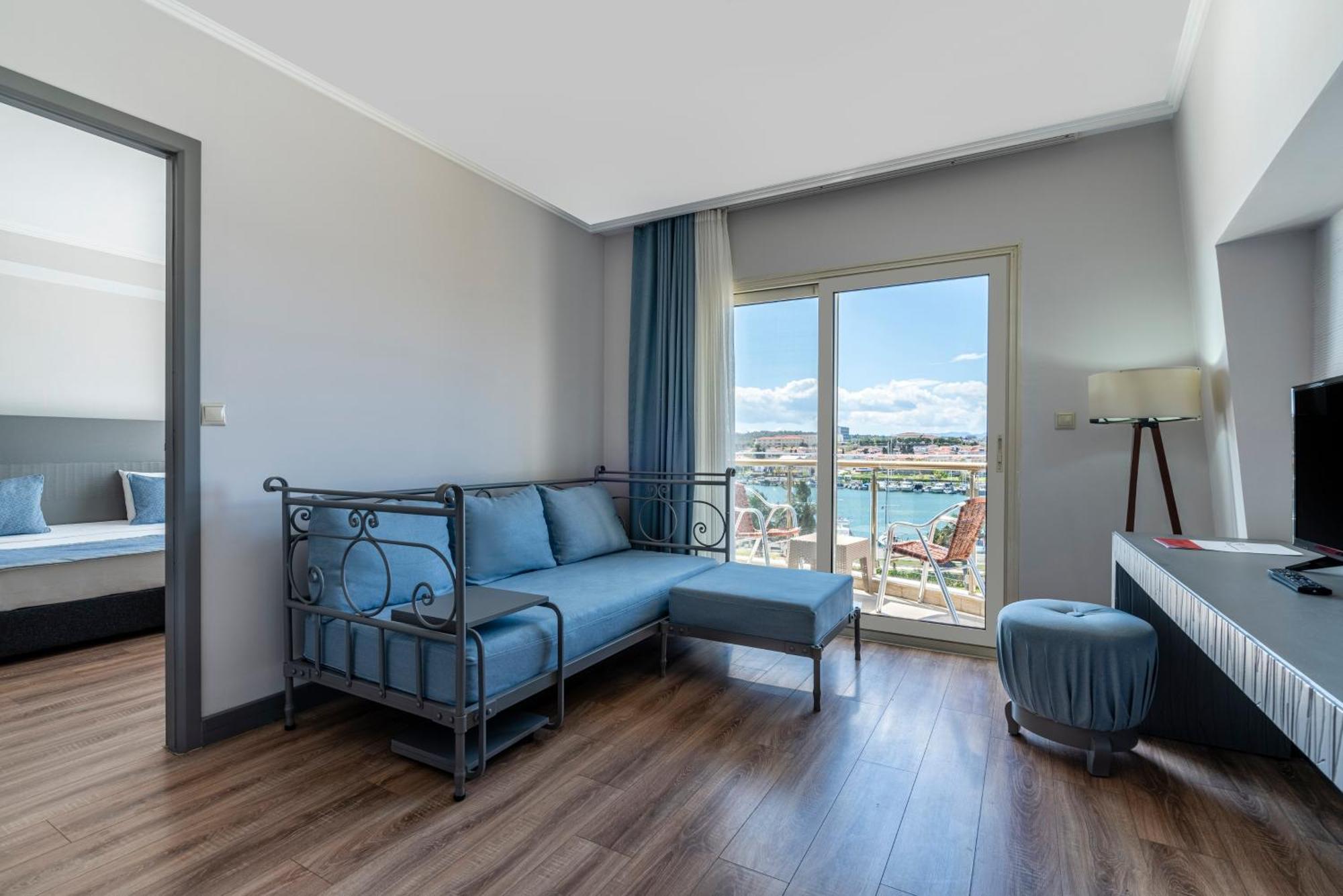 Sisus Marina Hotel Cesme