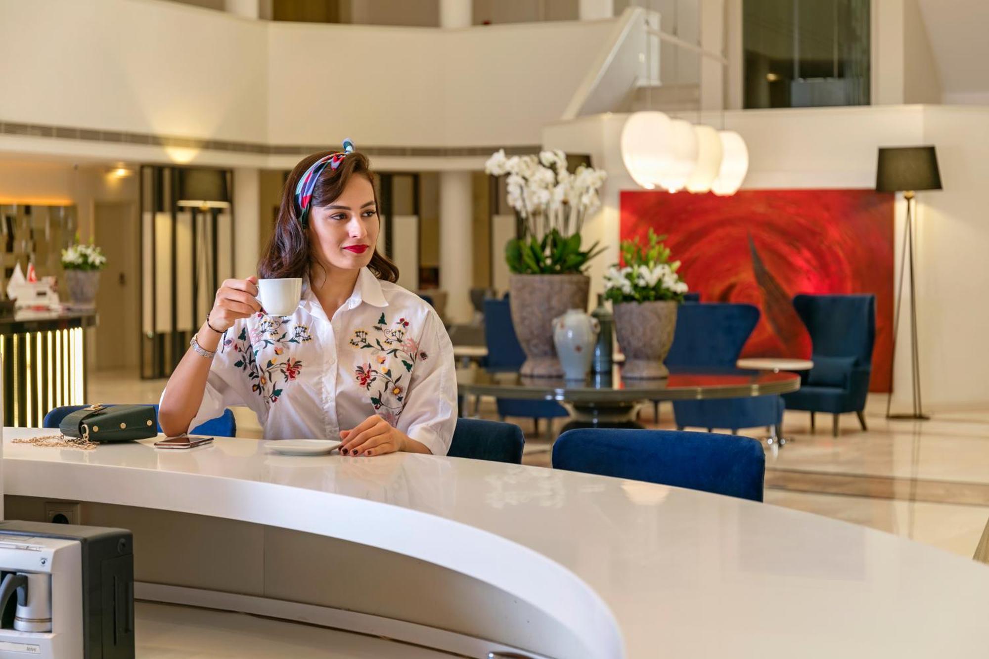 Sisus Marina Hotel