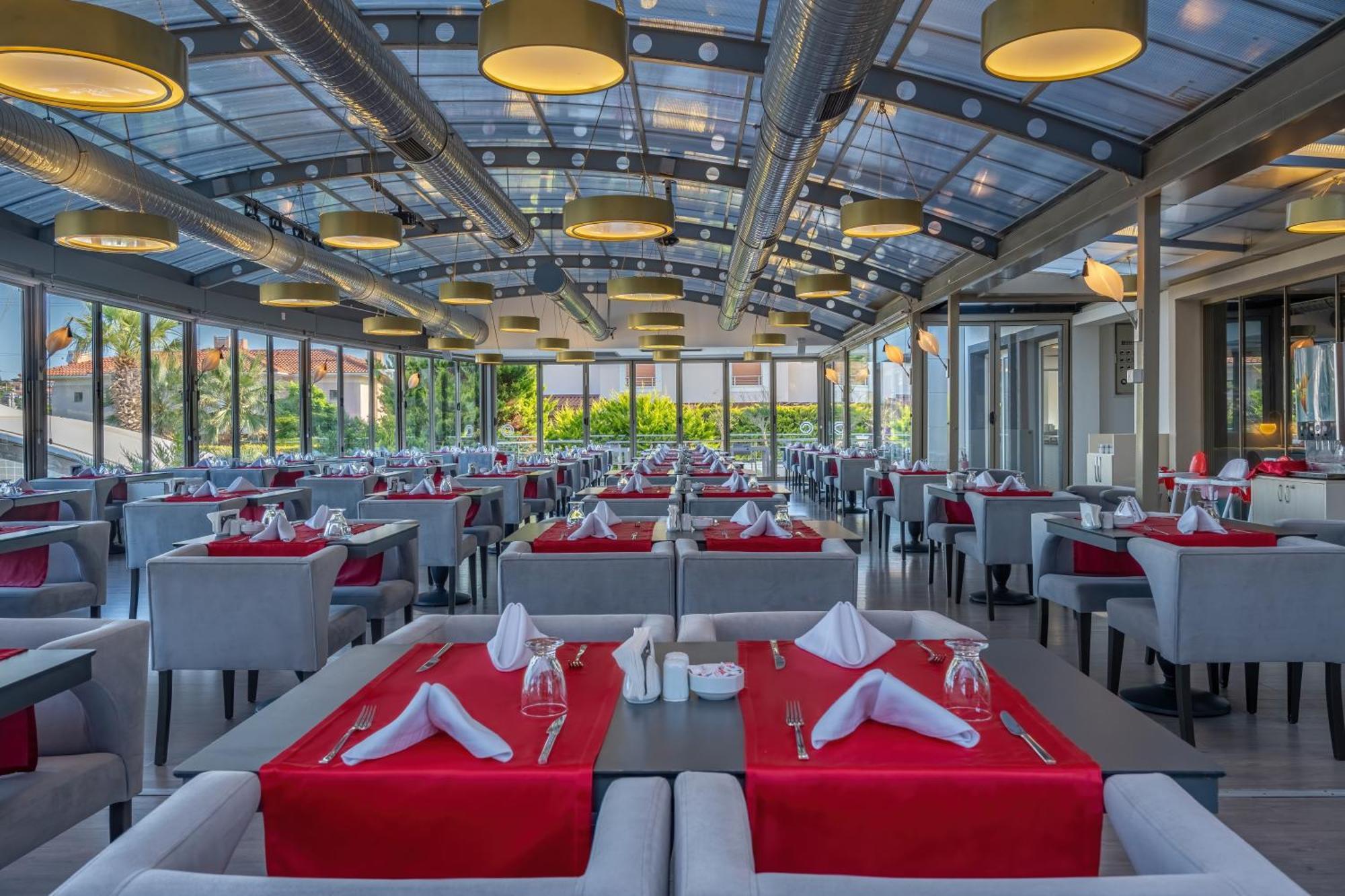 Hotel Sisus Marina 4*