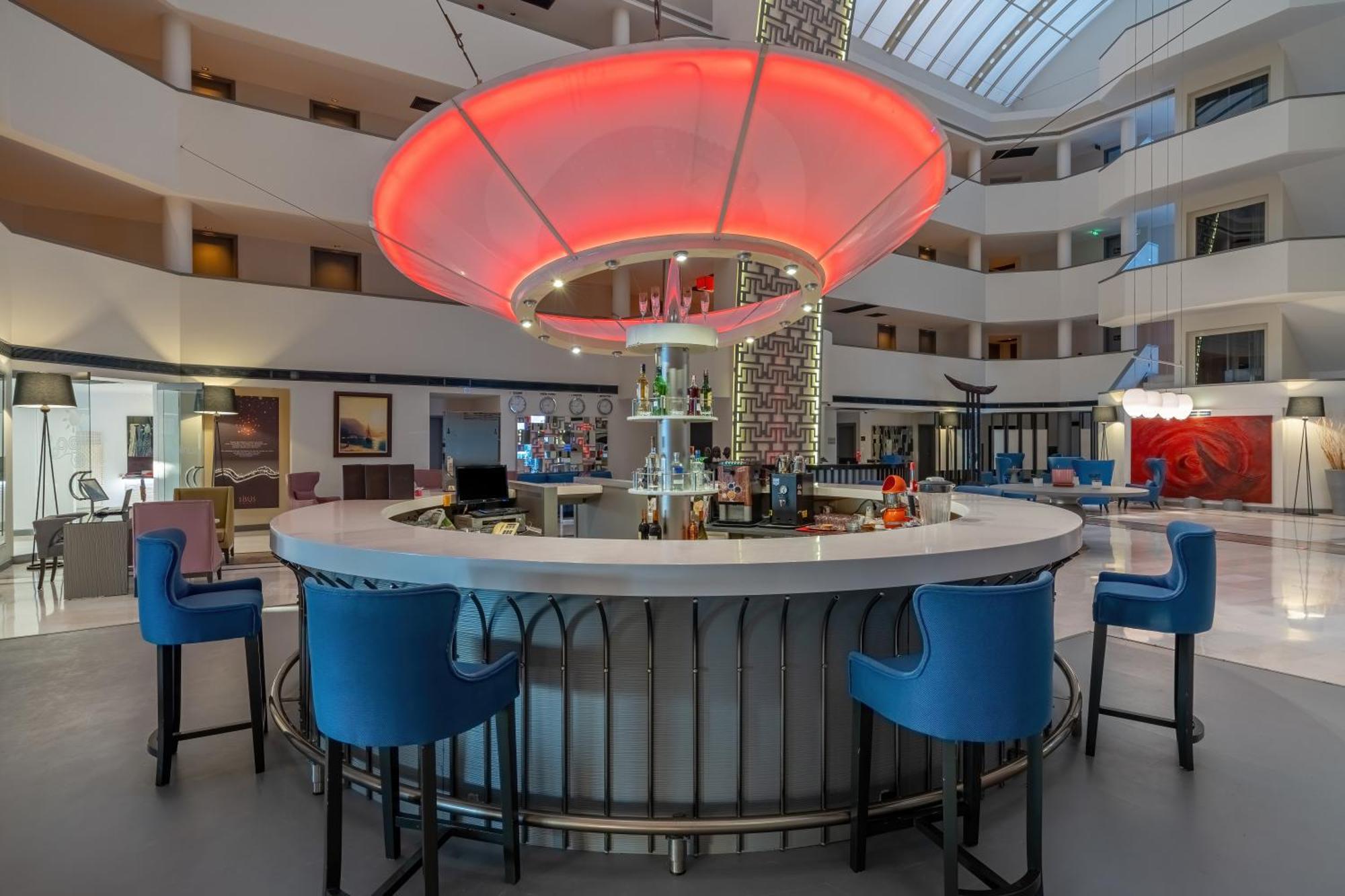 Sisus Marina Hotel
