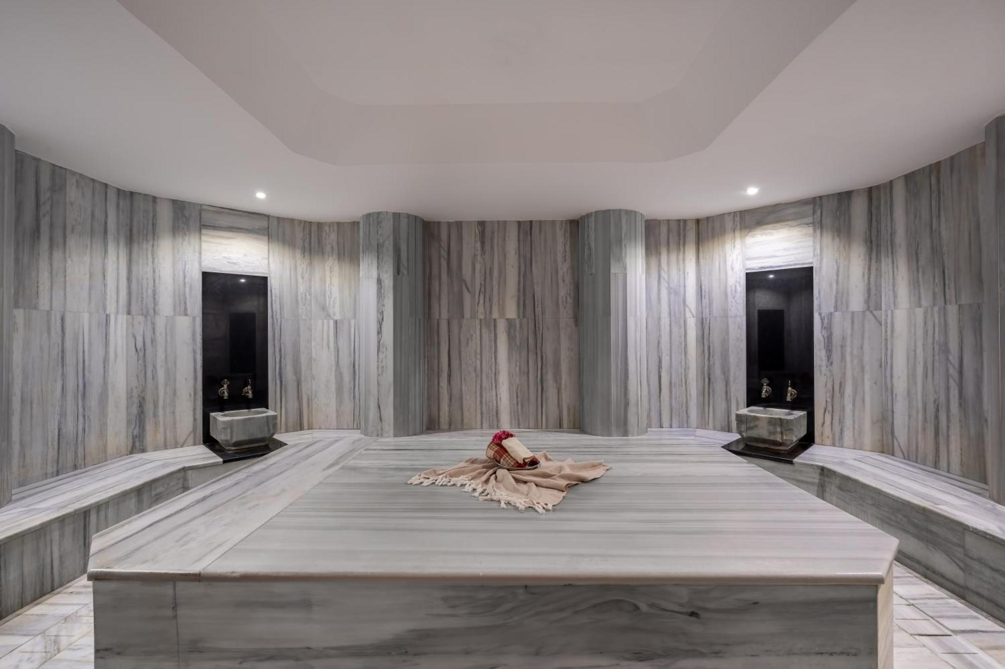 Sisus Marina Hotel 4*