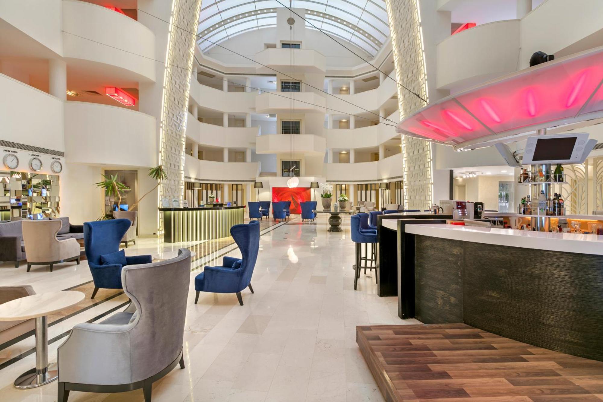 Hotel Sisus Marina 4*