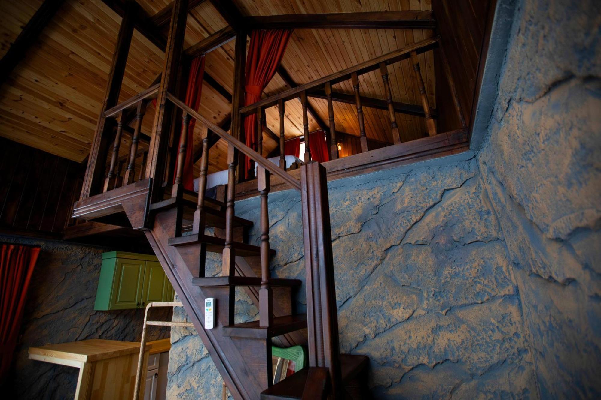 Amazena Hotel Camlihemsin