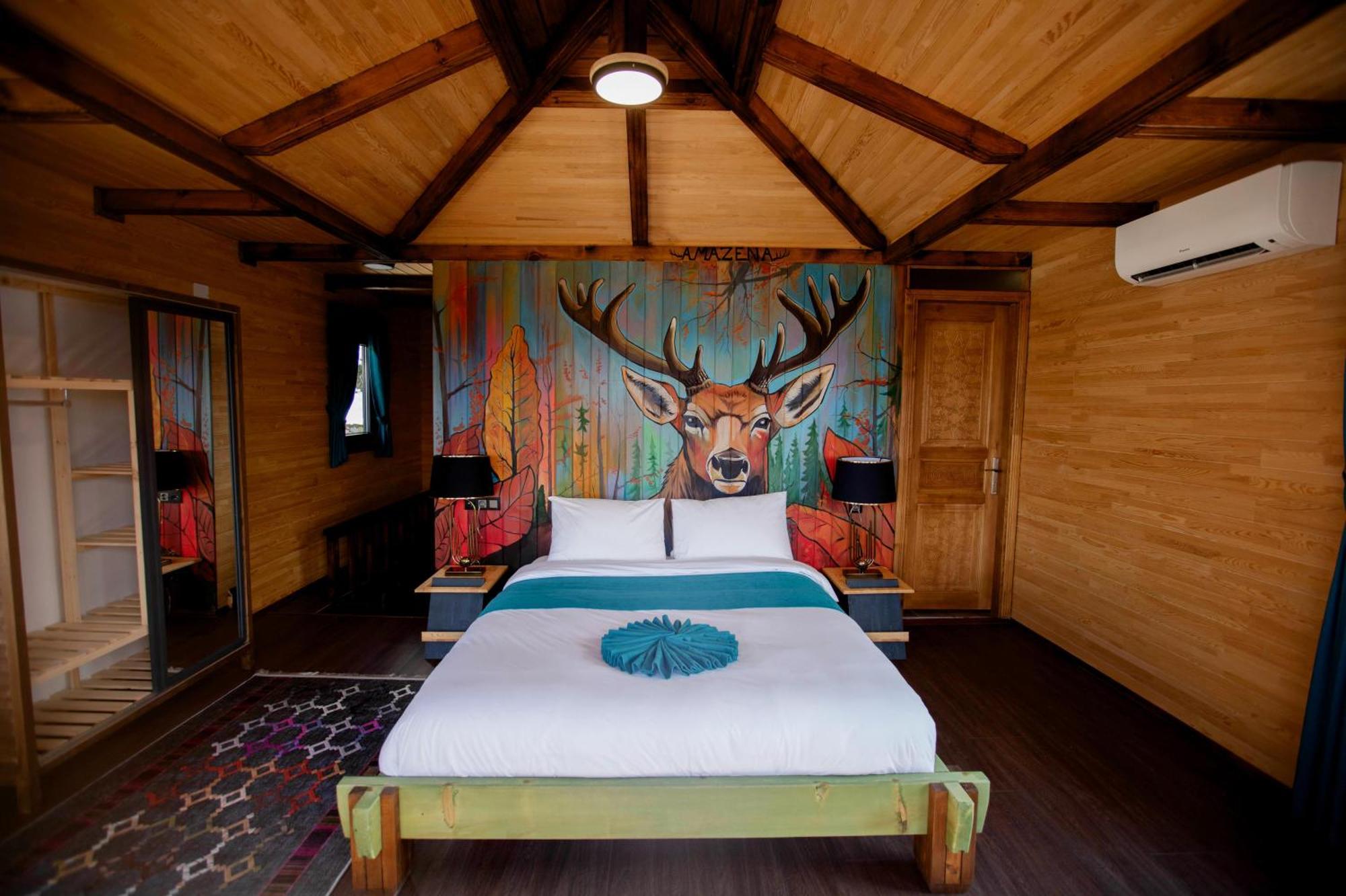 Amazena Hotel *