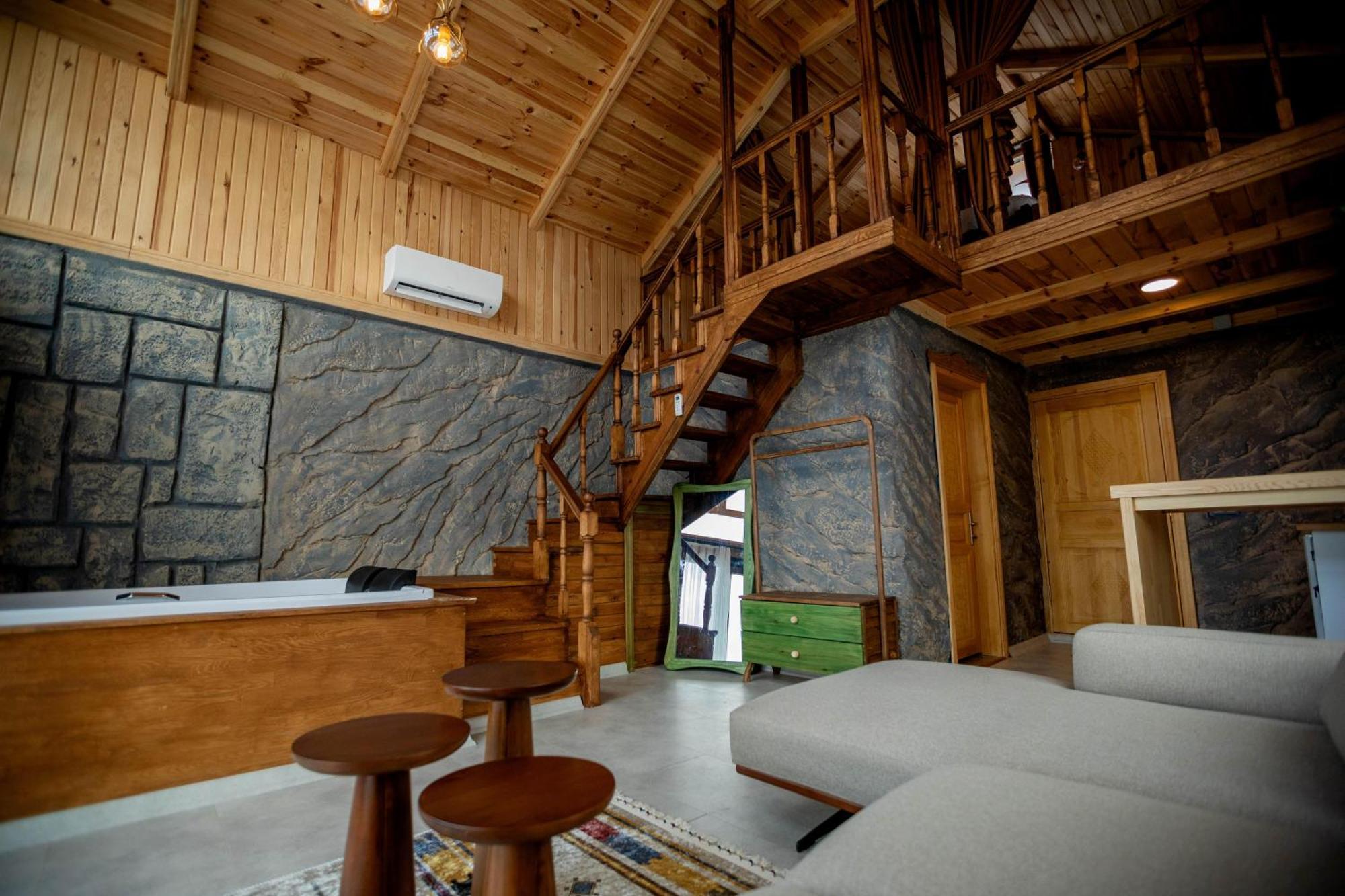 Hotel Amazena *