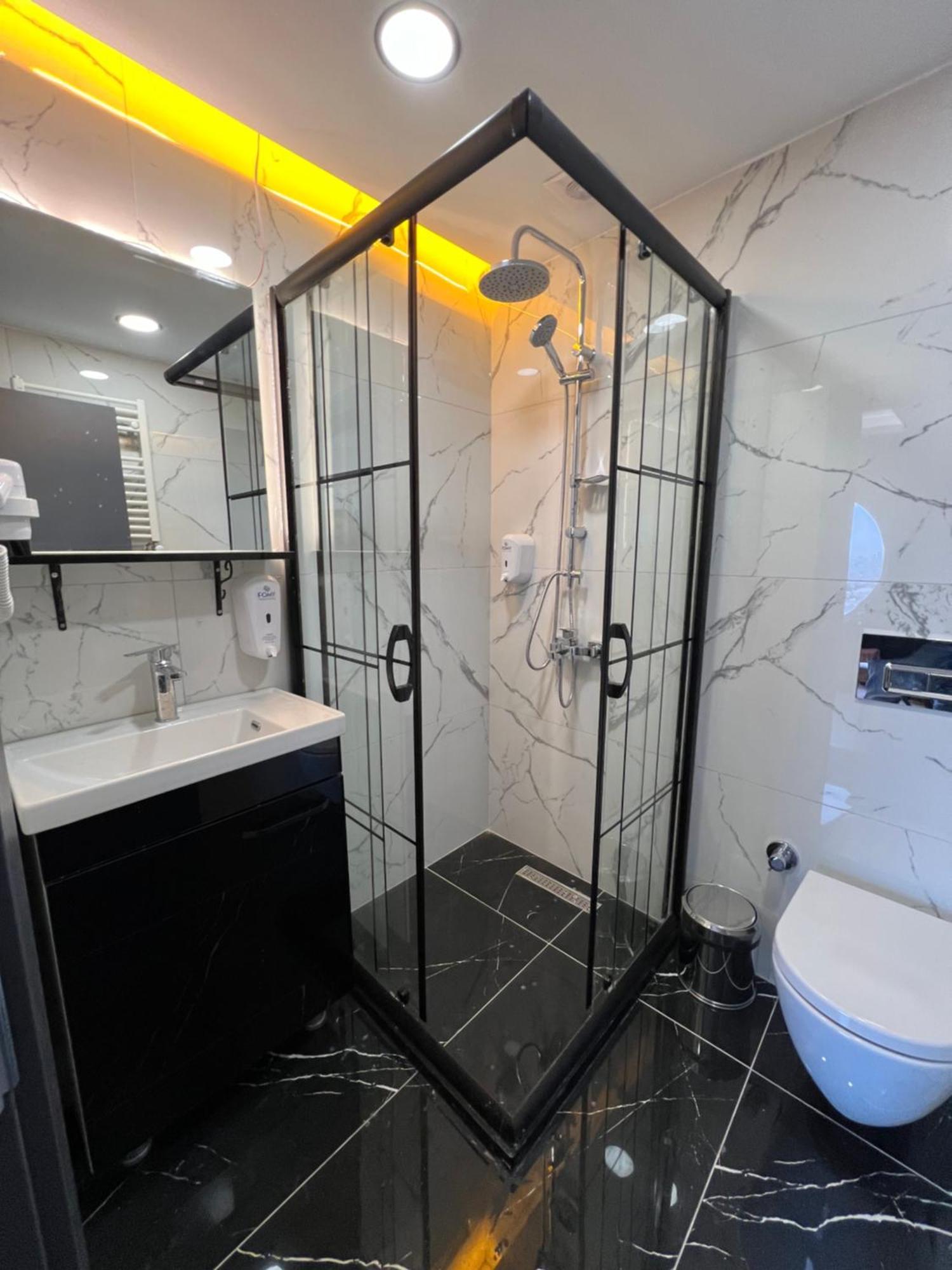 Hotel The Blue 3*