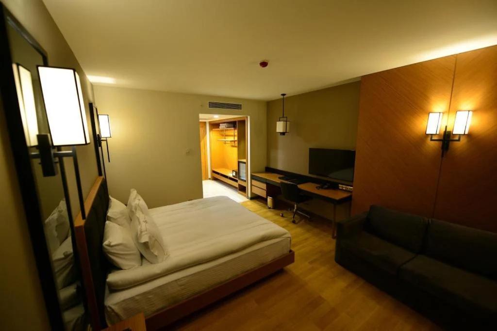 Windyhill 5*