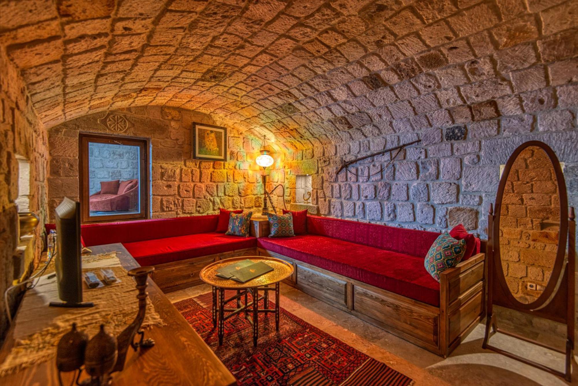 Museum - Relais & Chateaux Hotel
