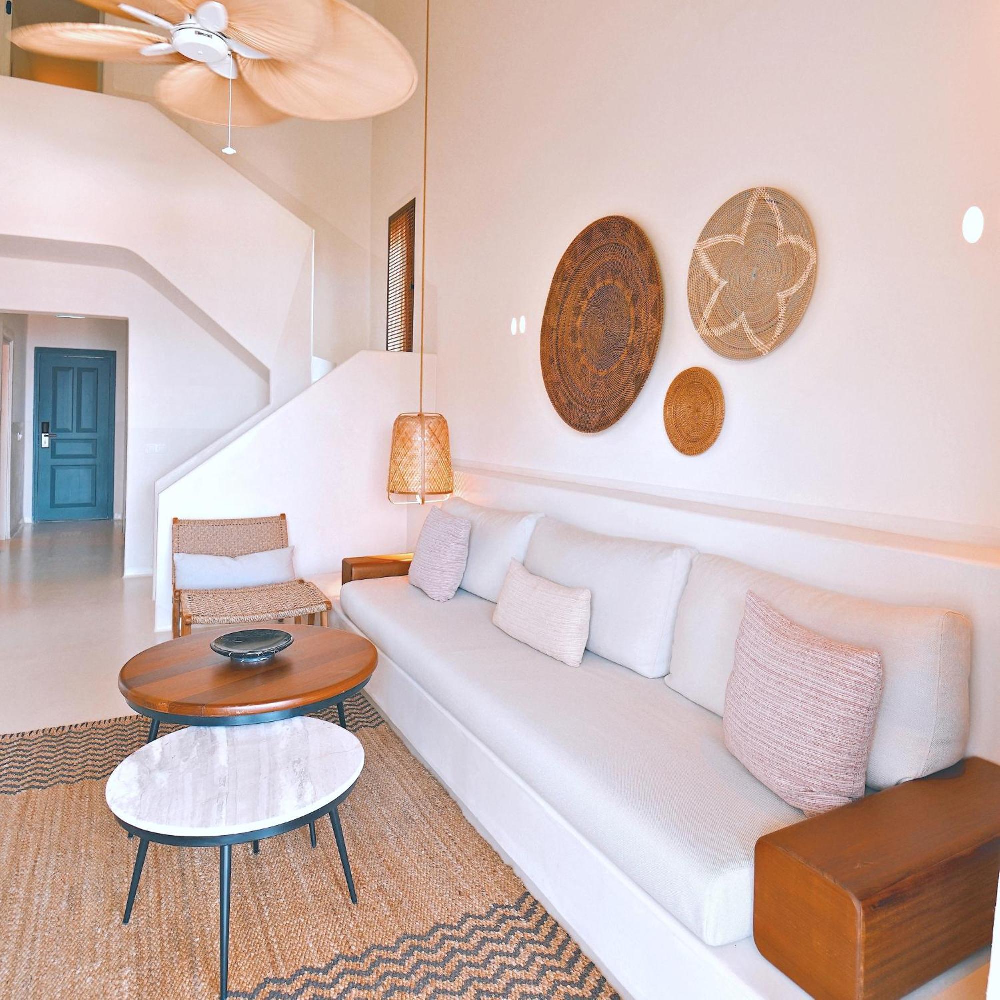 Hotel Pilos
