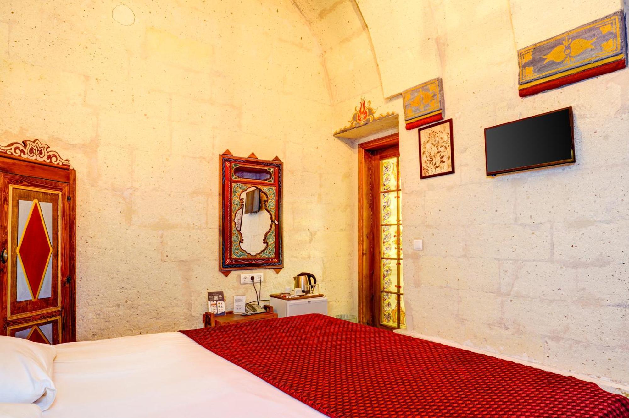 Nova Cave Hotel *