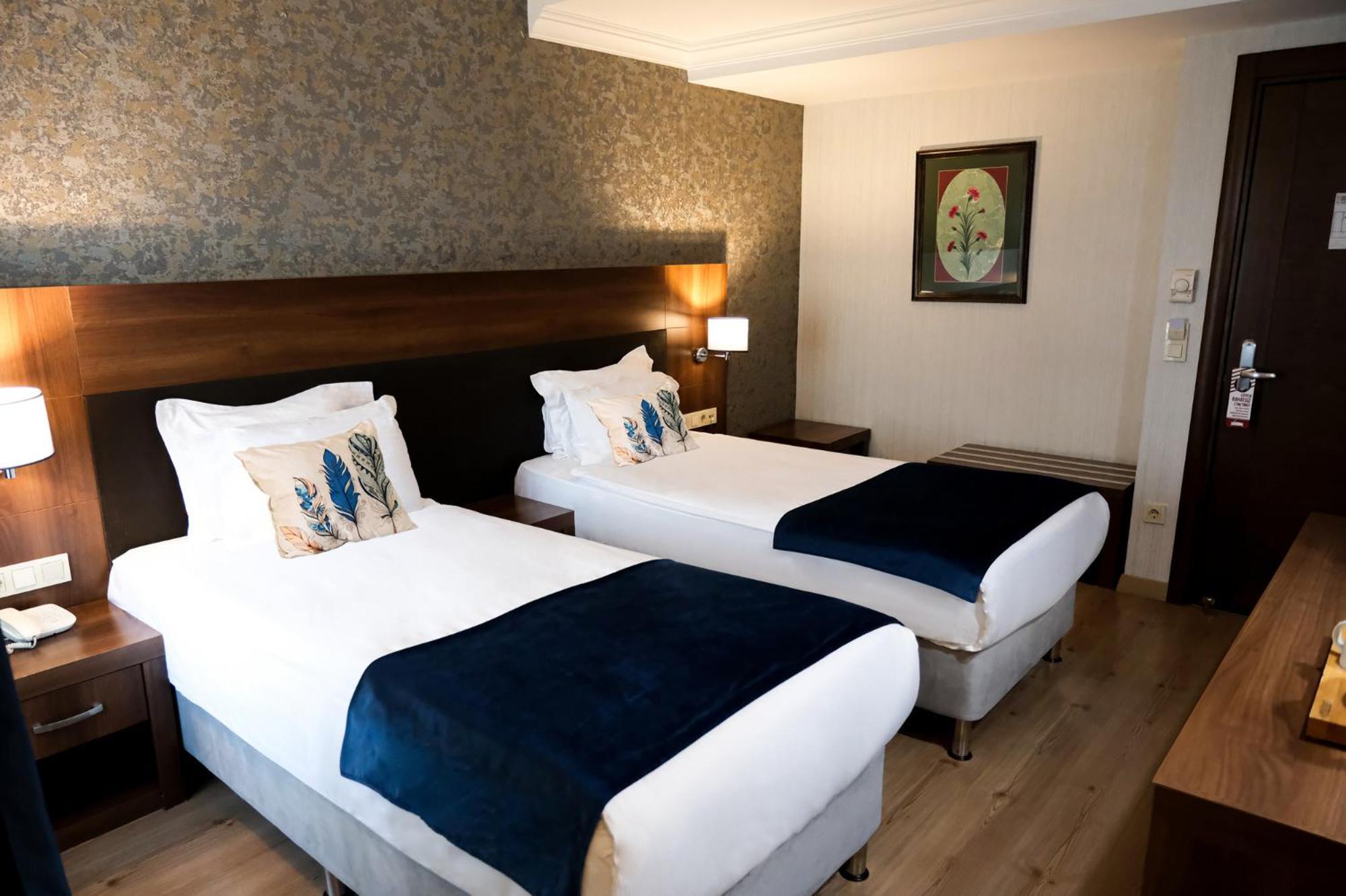 Rhiss Bostanci Hotel
