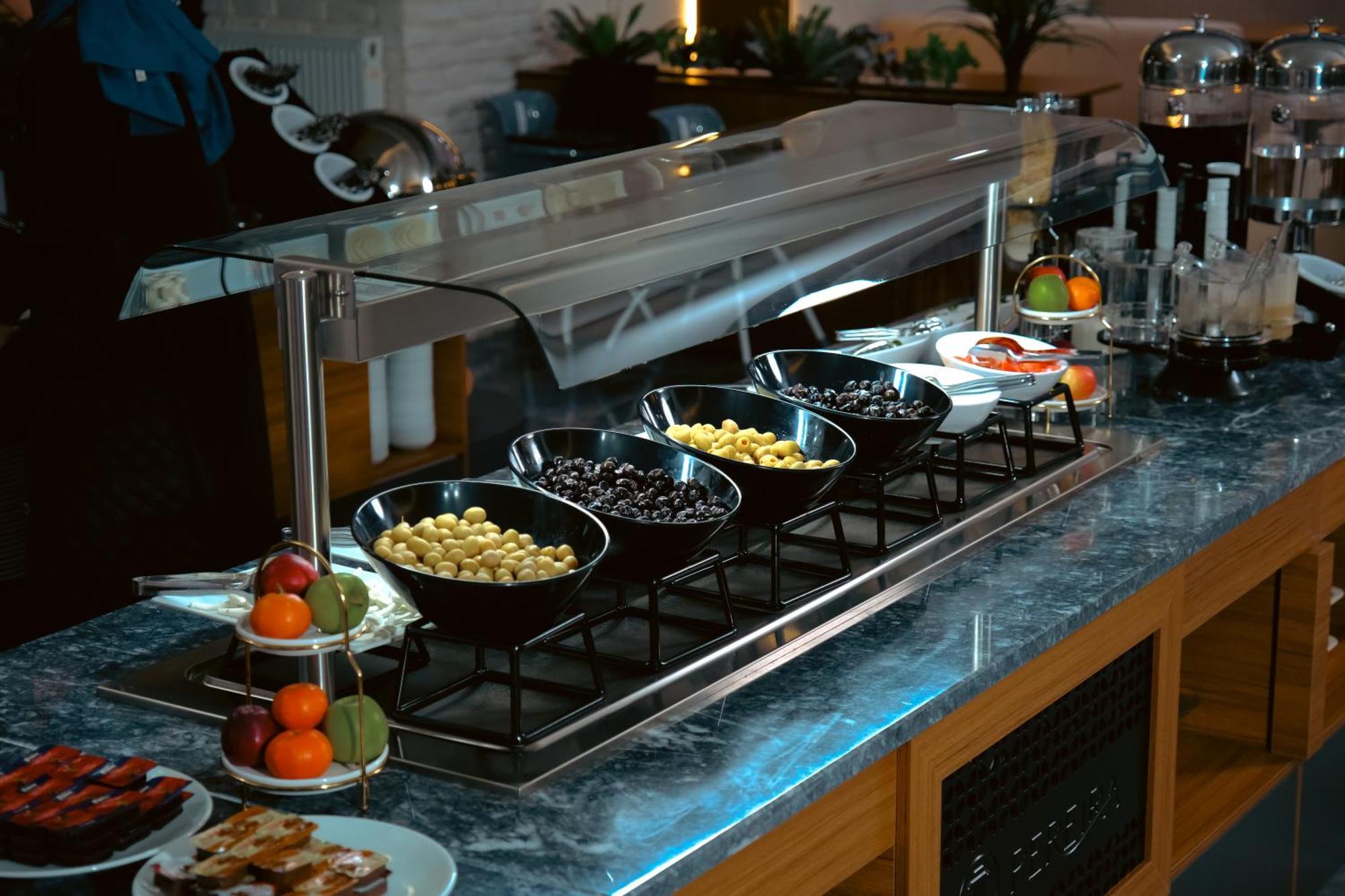 Pereira Hotel *