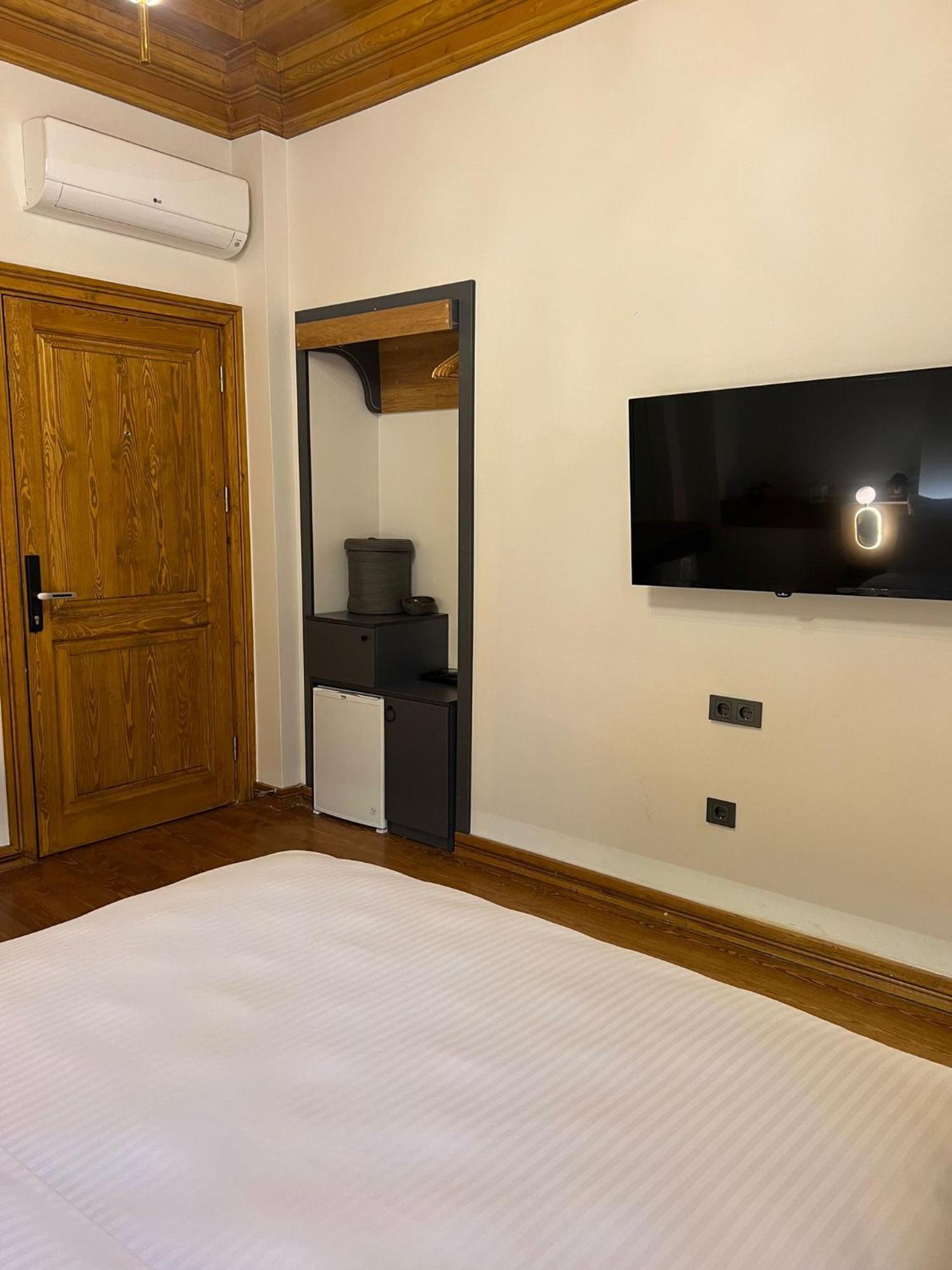Elmira Pera & - Special Class Hotel