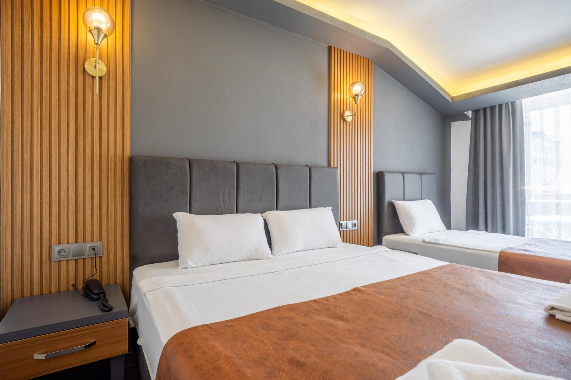 Bora Bora Butik Hotel 3*