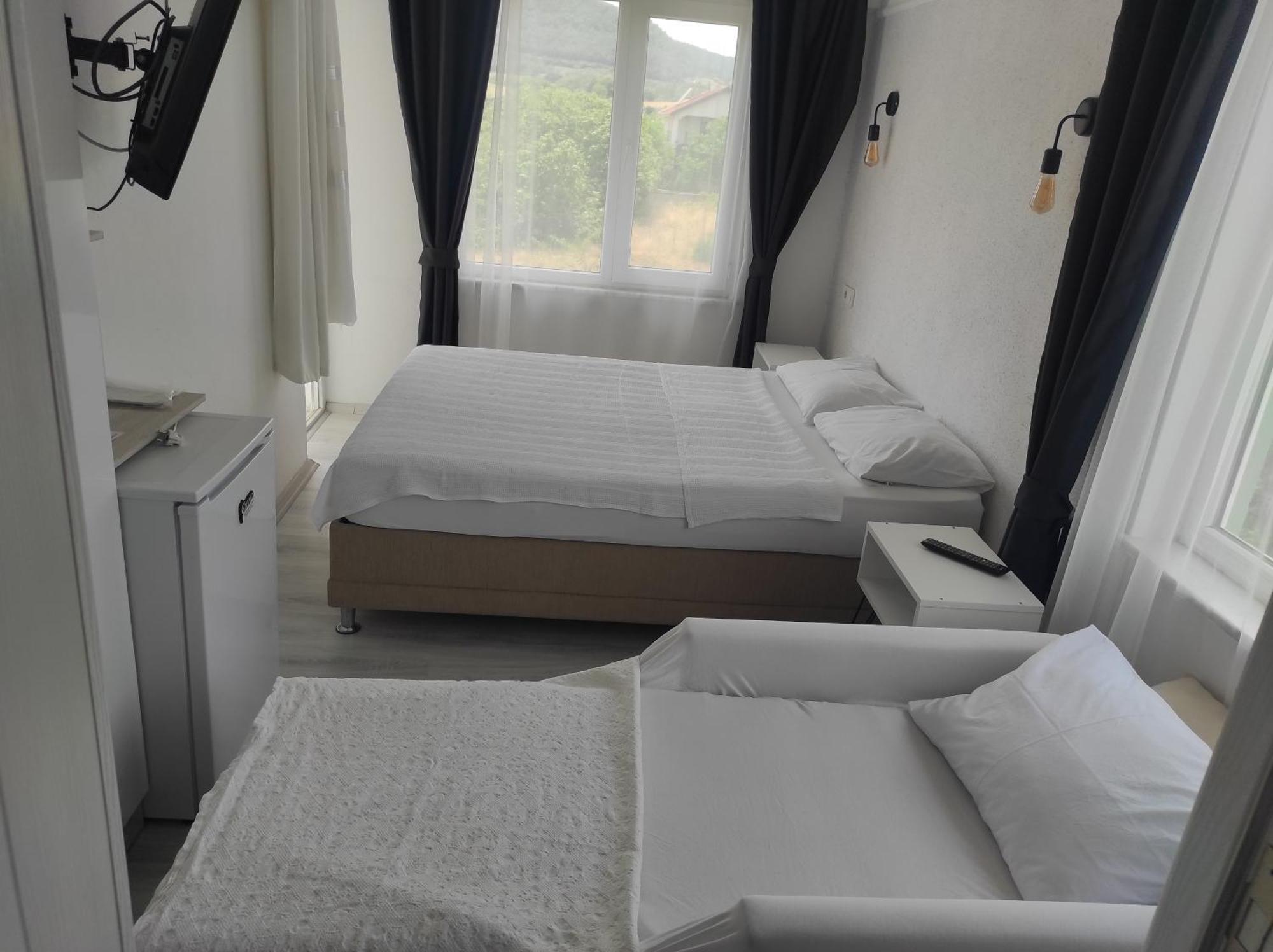 Bahceli Hotel