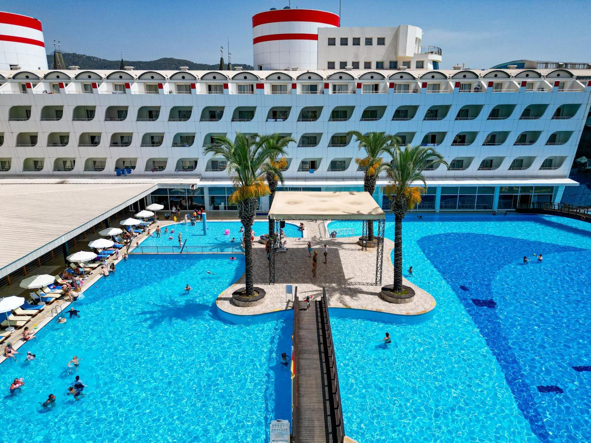 Transatlantik & Hotel 5*