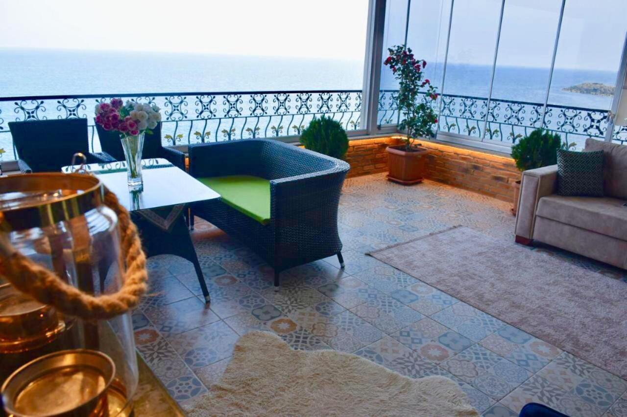 My White House Apartment