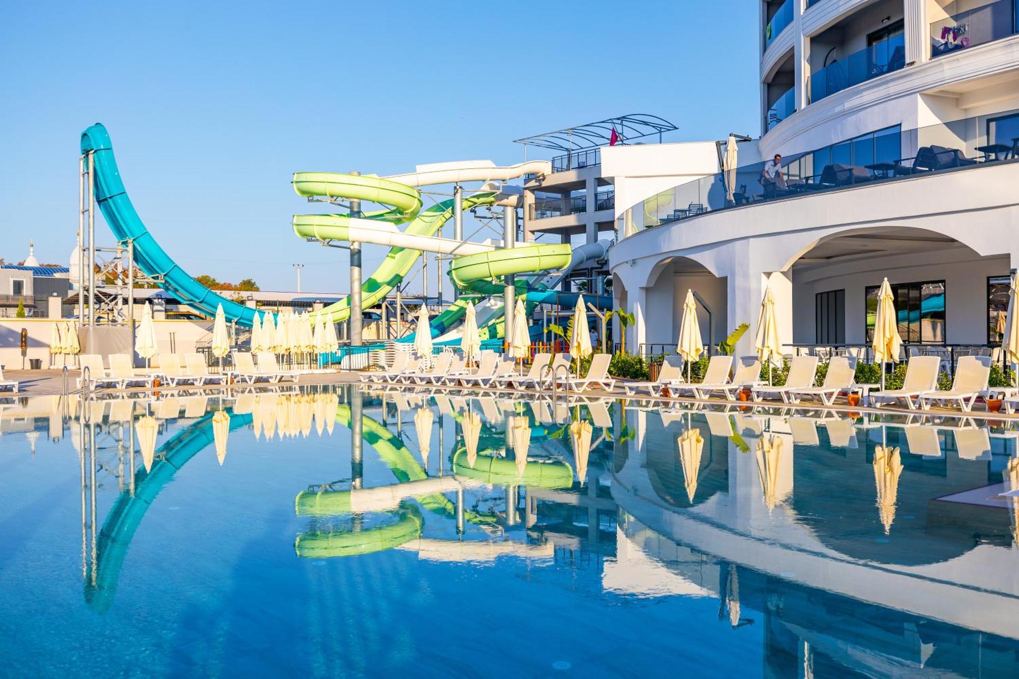 Hotel Moon Palace Side