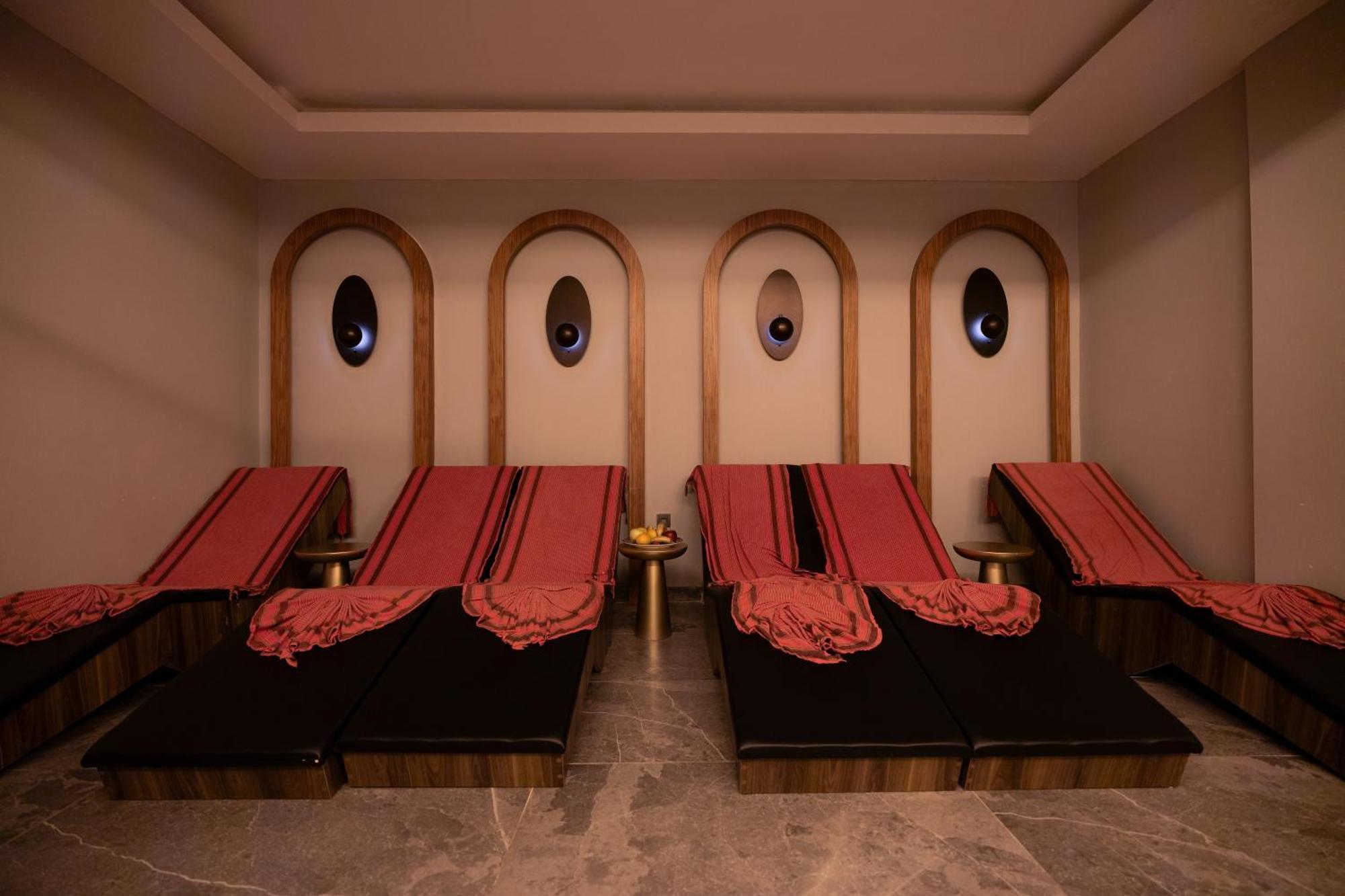Moon Palace Hotel