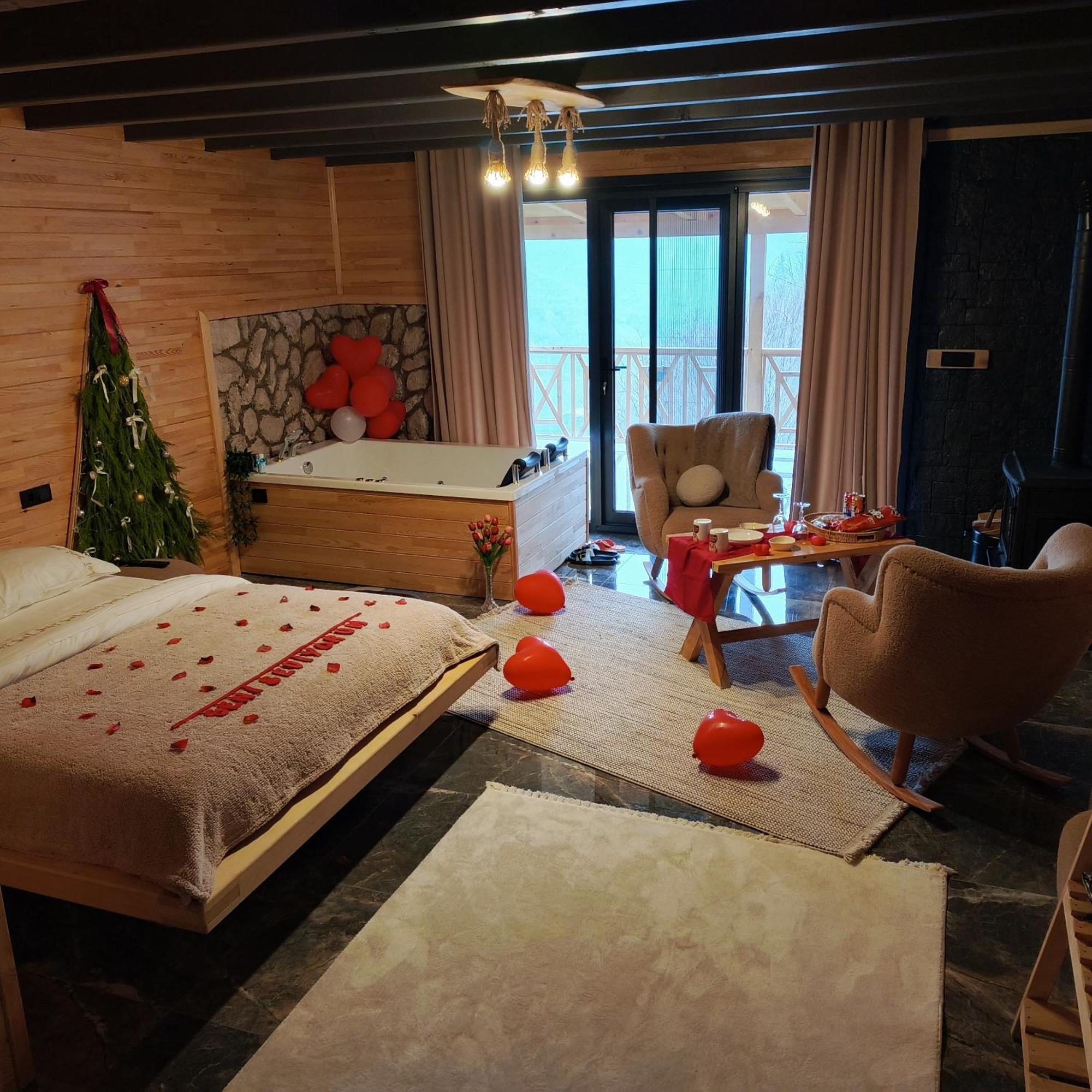 Emosh'un Tatil Koeyue Bed & Breakfast Ardesen