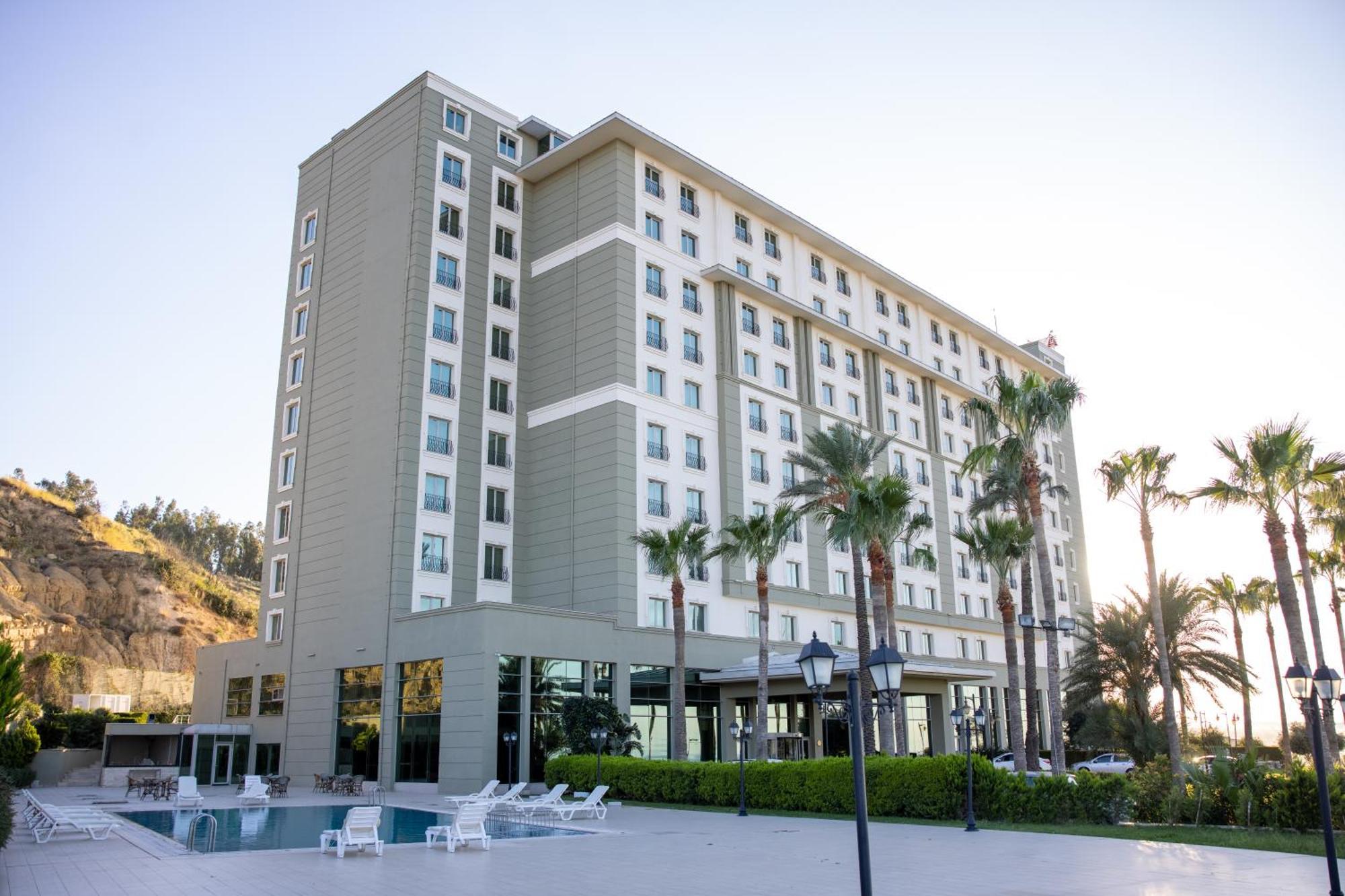 Anemon Kent Hotel