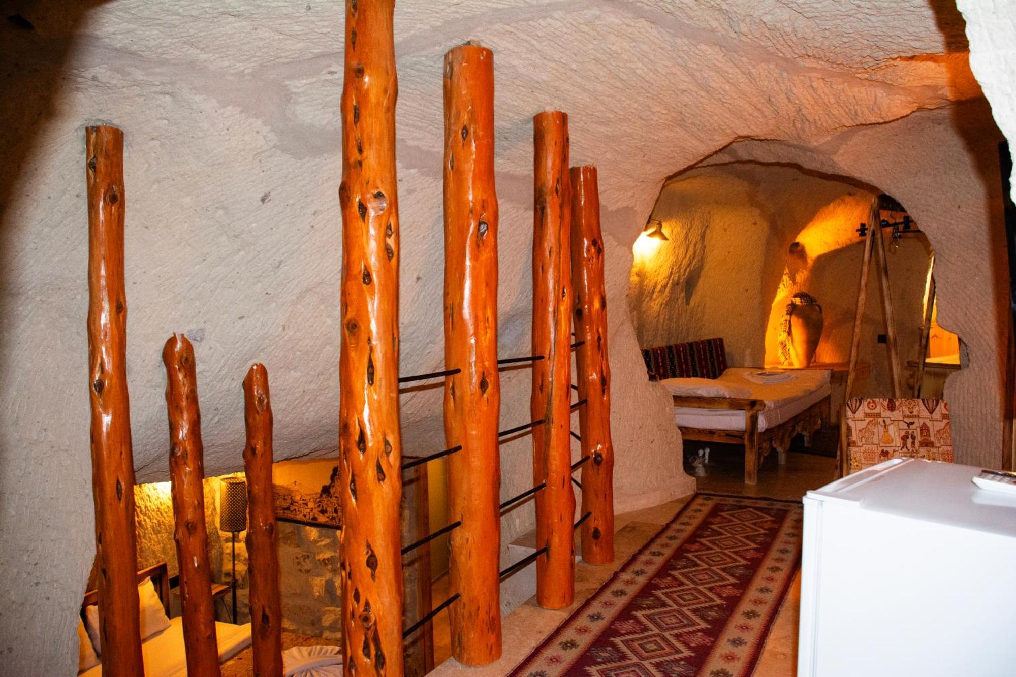 Cappadocia Ennar Cave Swimming Pool Hot &