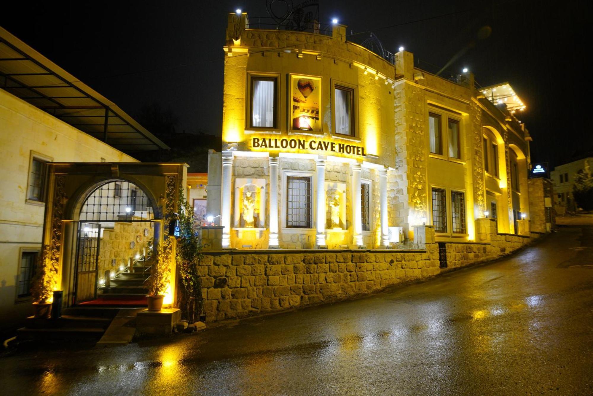 Balloon Cave Hotel