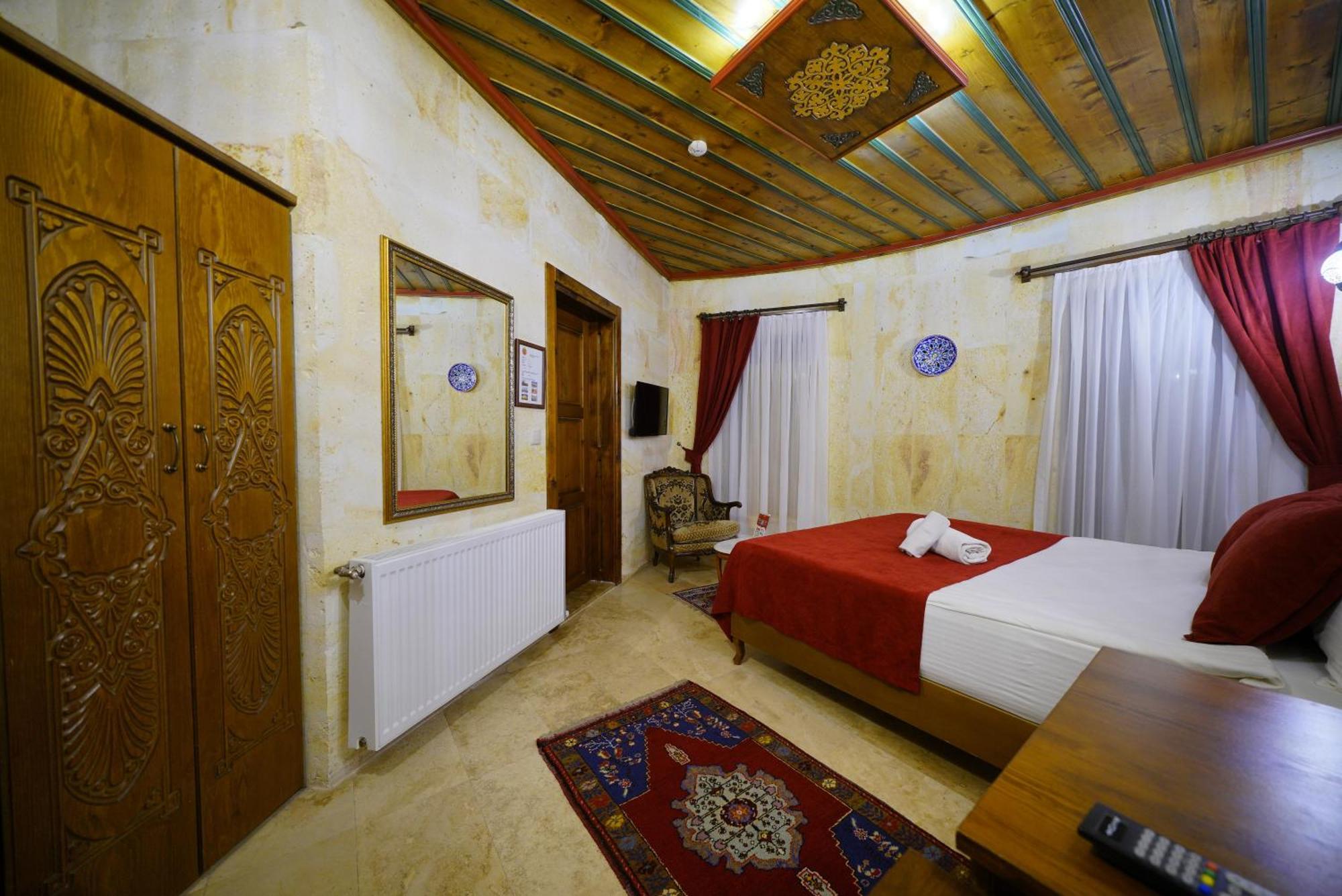 Balloon Cave Hotel