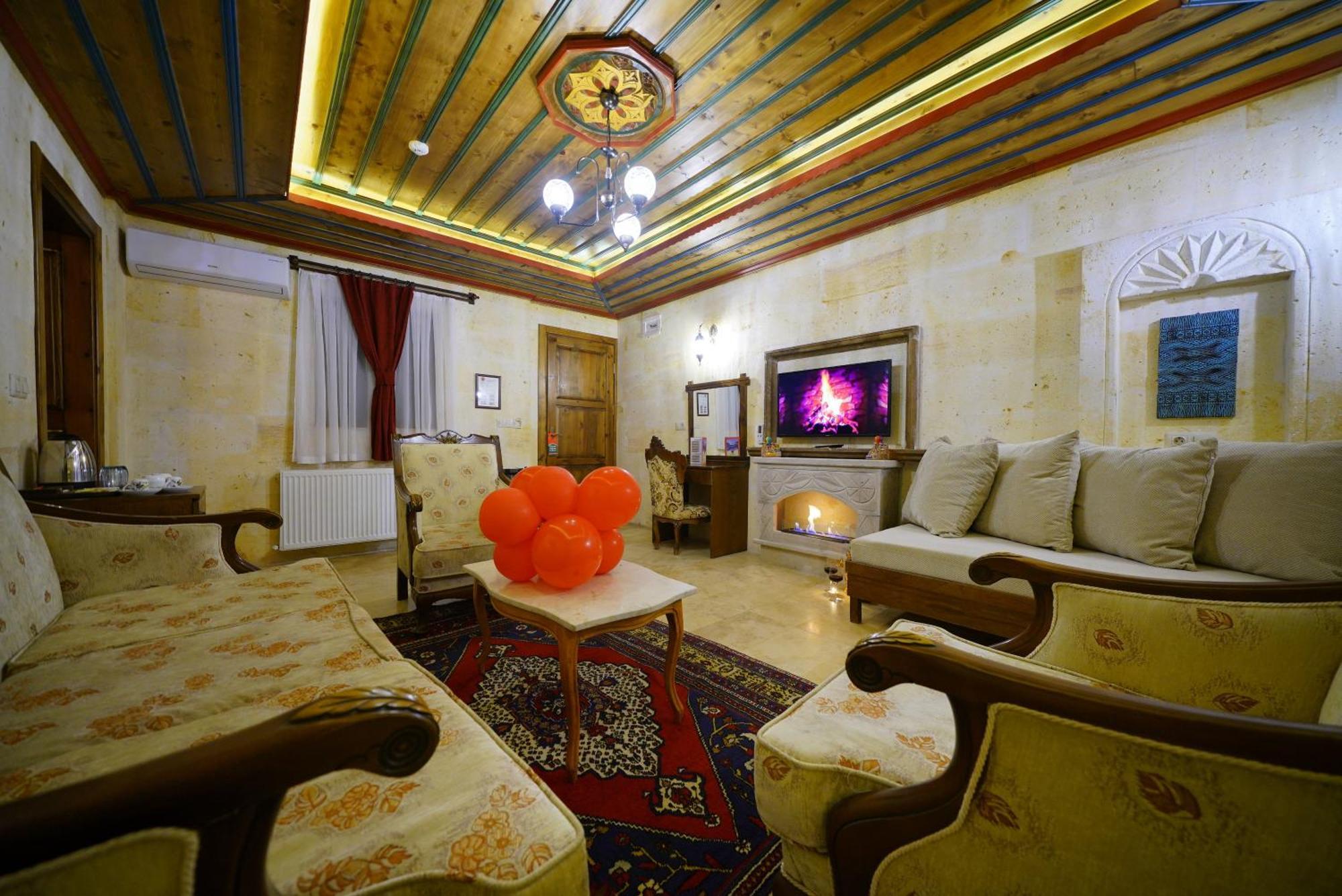 Balloon Cave Hotel Goreme