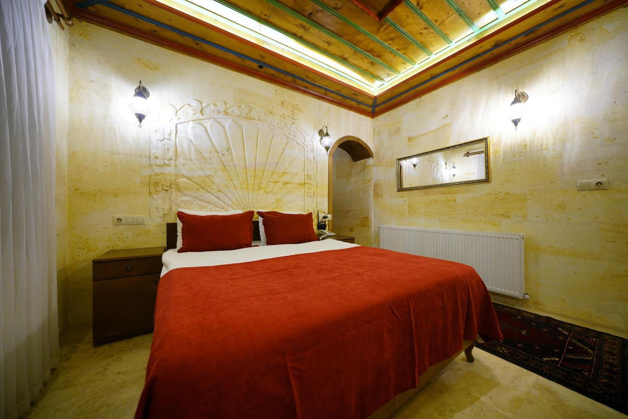 Balloon Cave Hotel