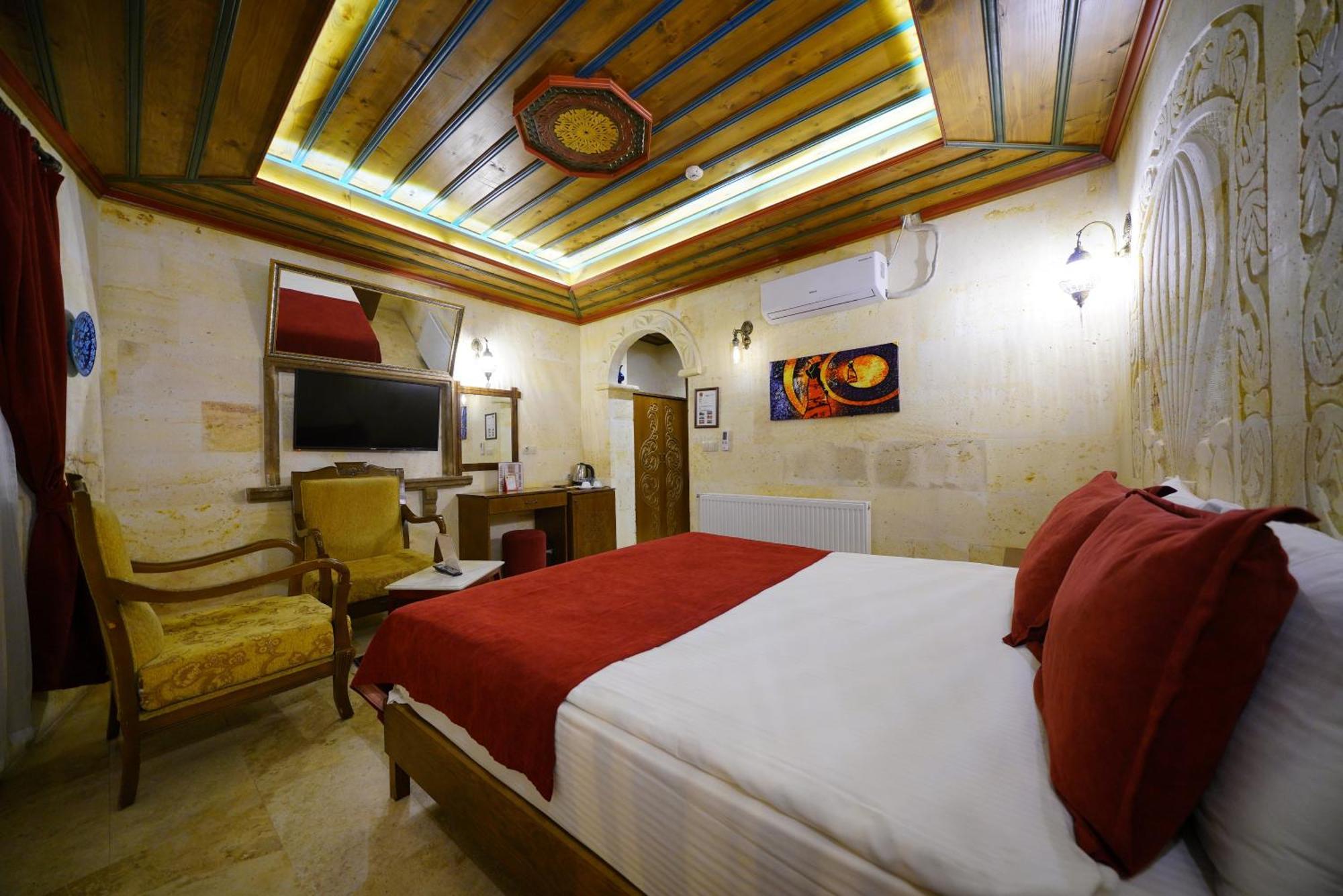 Balloon Cave Hotel