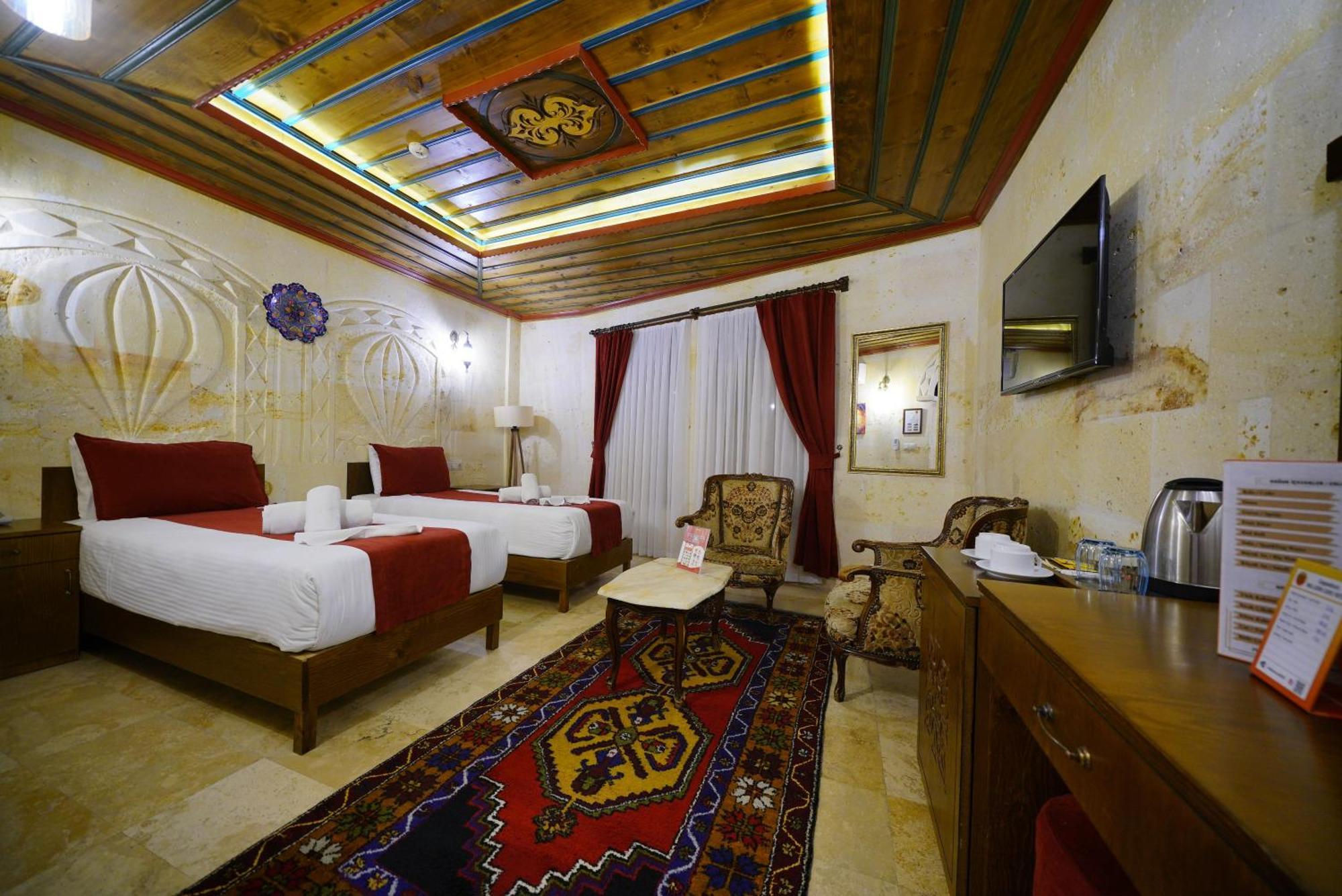 Balloon Cave Hotel Goreme